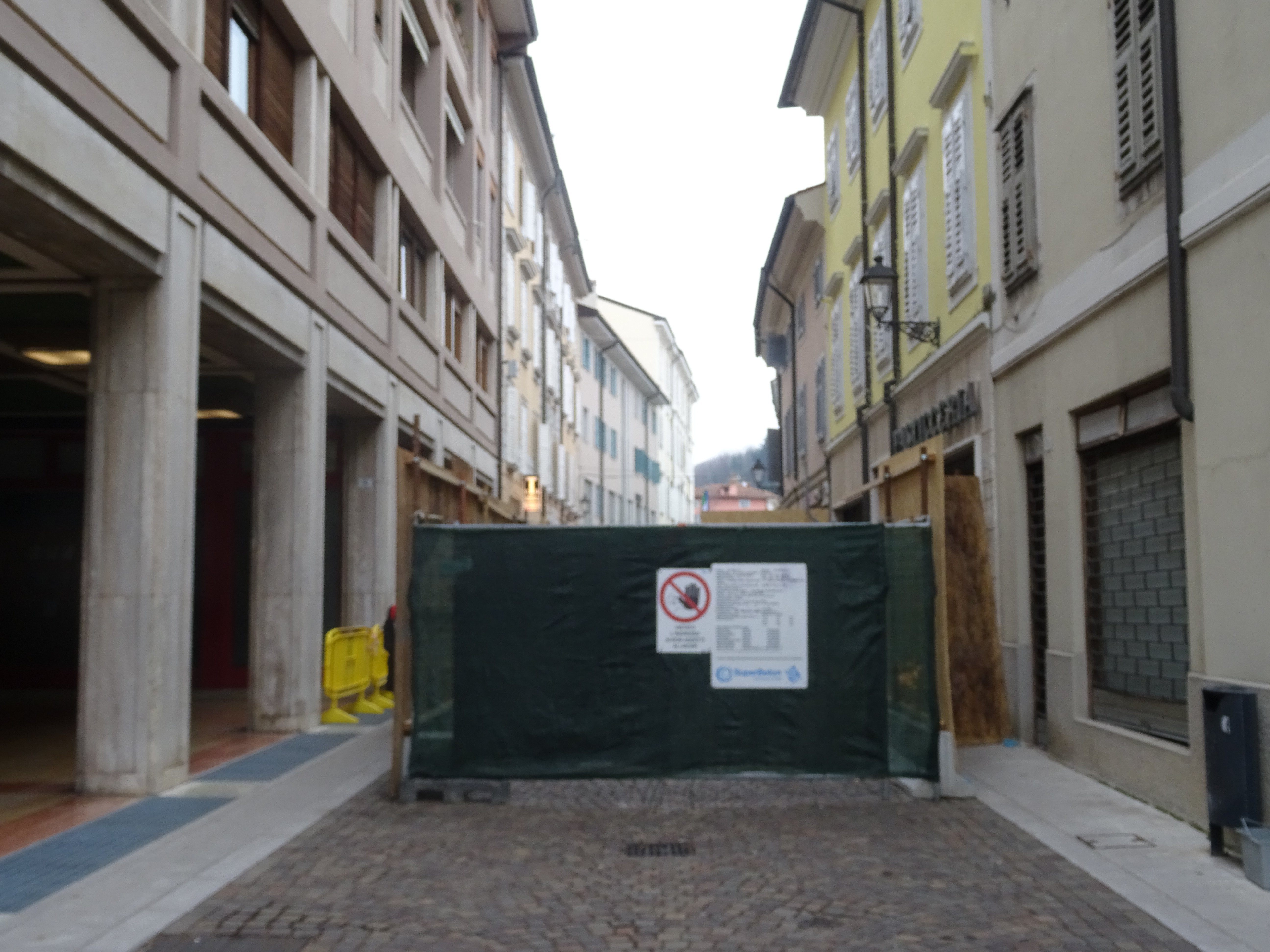 Copertina per L'ex pasticceria Bisiach di Gorizia farà spazio a nuovi appartamenti, il cantiere in via Mazzini
