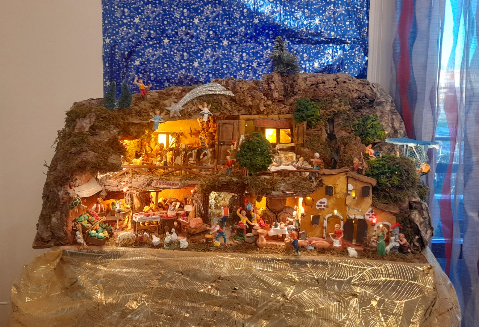 Immagine per Premiata la creatività natalizia a Turriaco, finisce il 'Concorso Presepi Natale 2024'