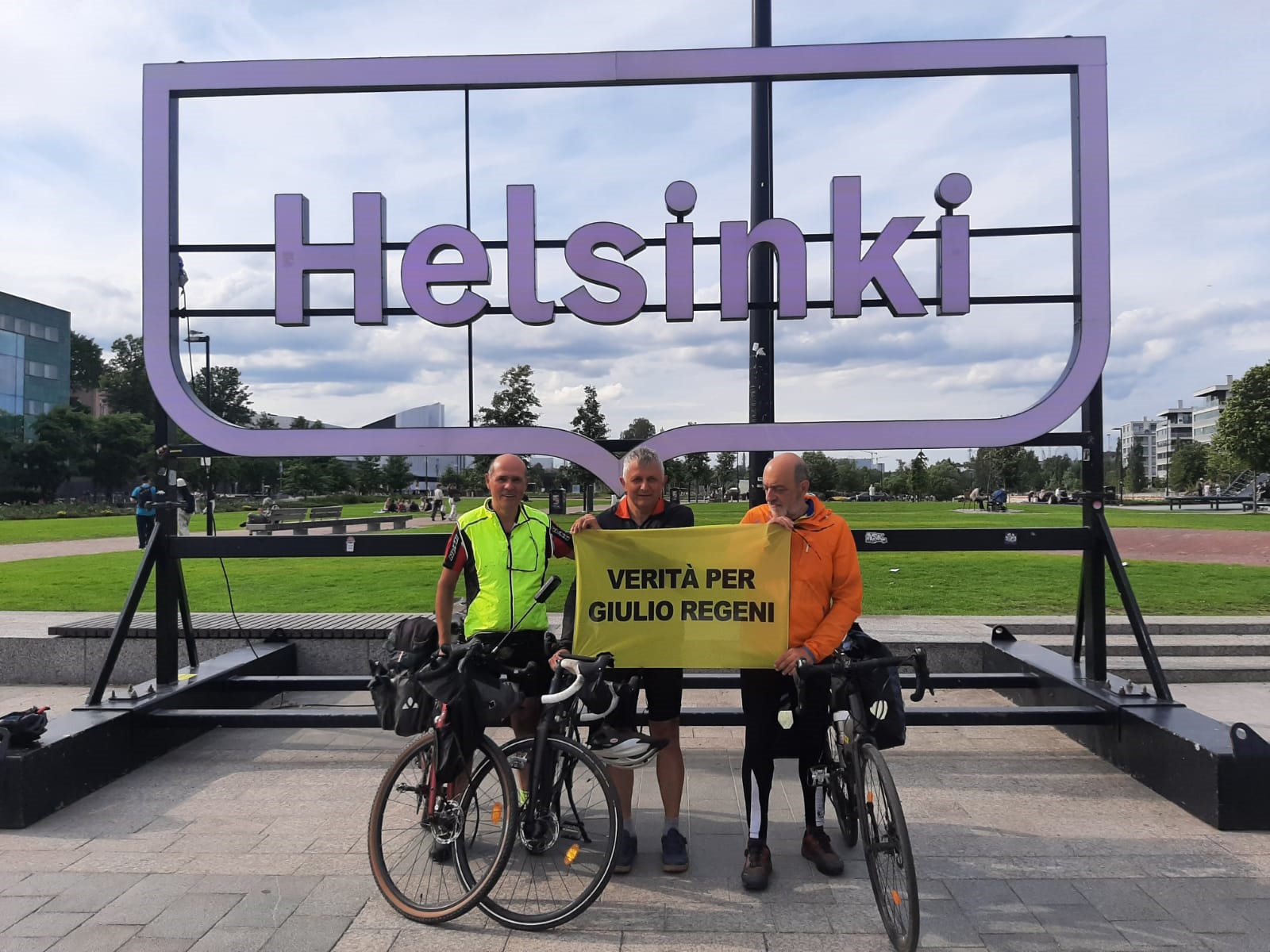Copertina per Da Turriaco a Helsinki in bici ricordando Giulio Regeni, l’impresa dei 'Ciklinghi'