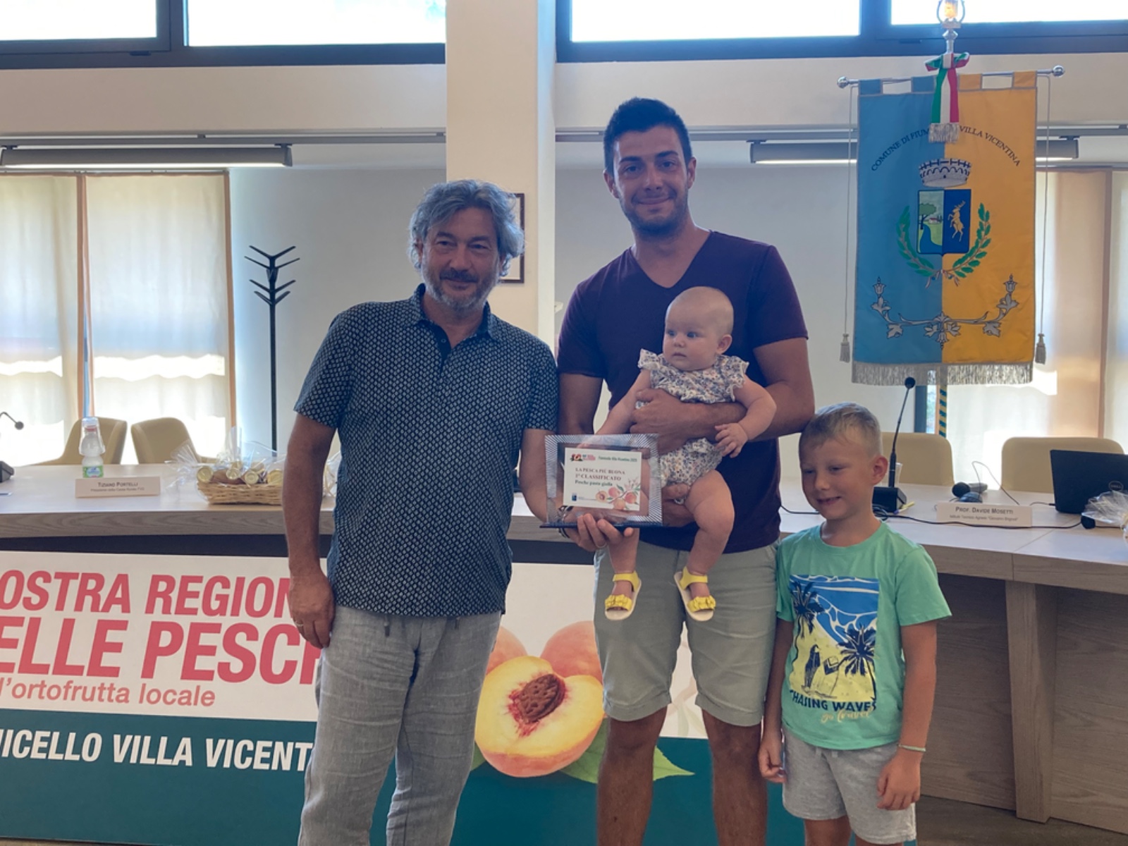 Copertina per La 66esima Mostra Regionale delle Pesche di Fiumicello premia i frutti più belli e più buoni