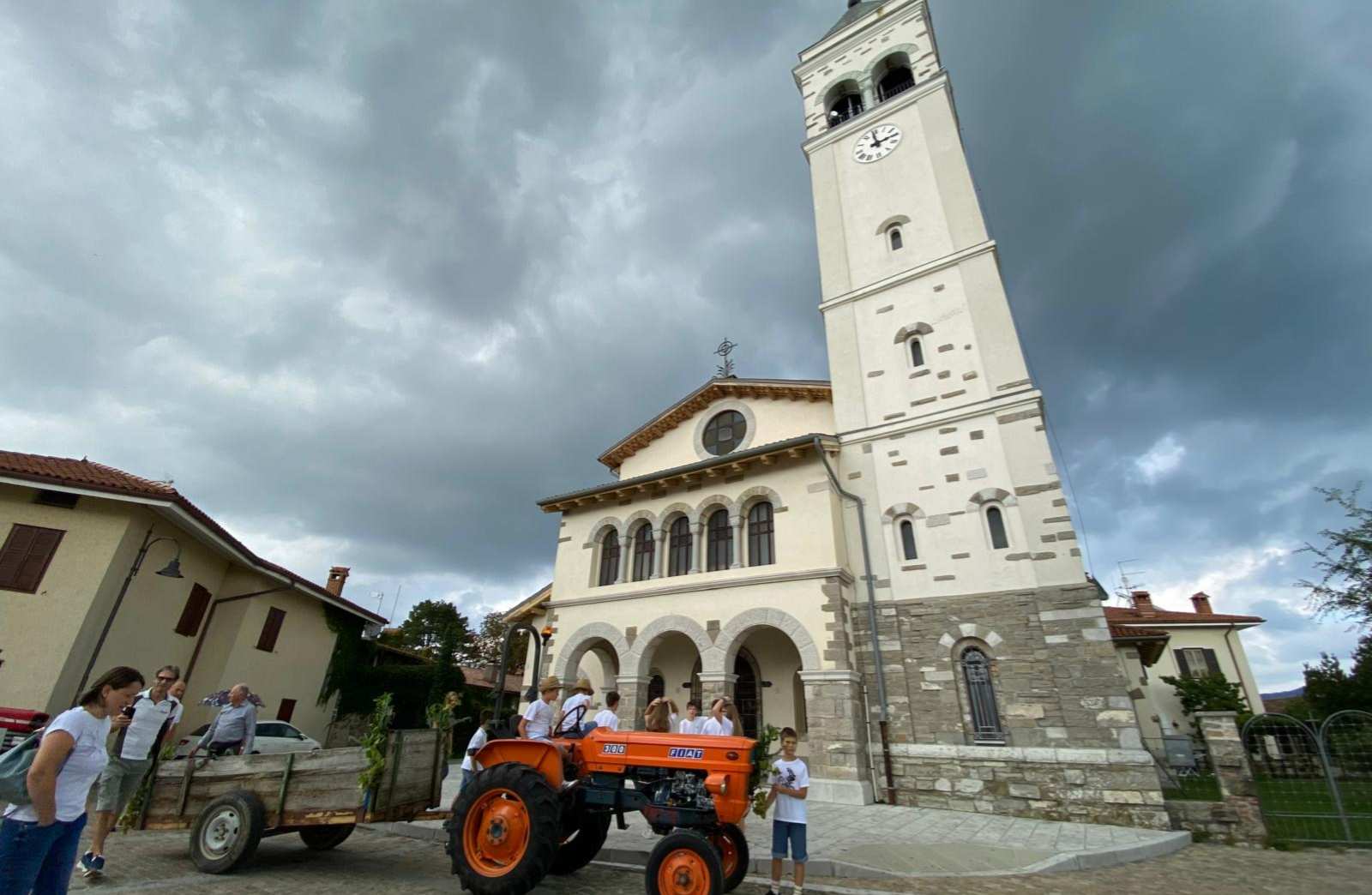 San Floriano del Collio, rinnovato il rito della Vendemmia Paesana, protagonista il Bianco del Collio