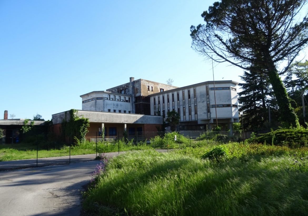 Copertina per Recupero dell'ex collegio Filzi in Campagnuzza, ora bonifica amianto