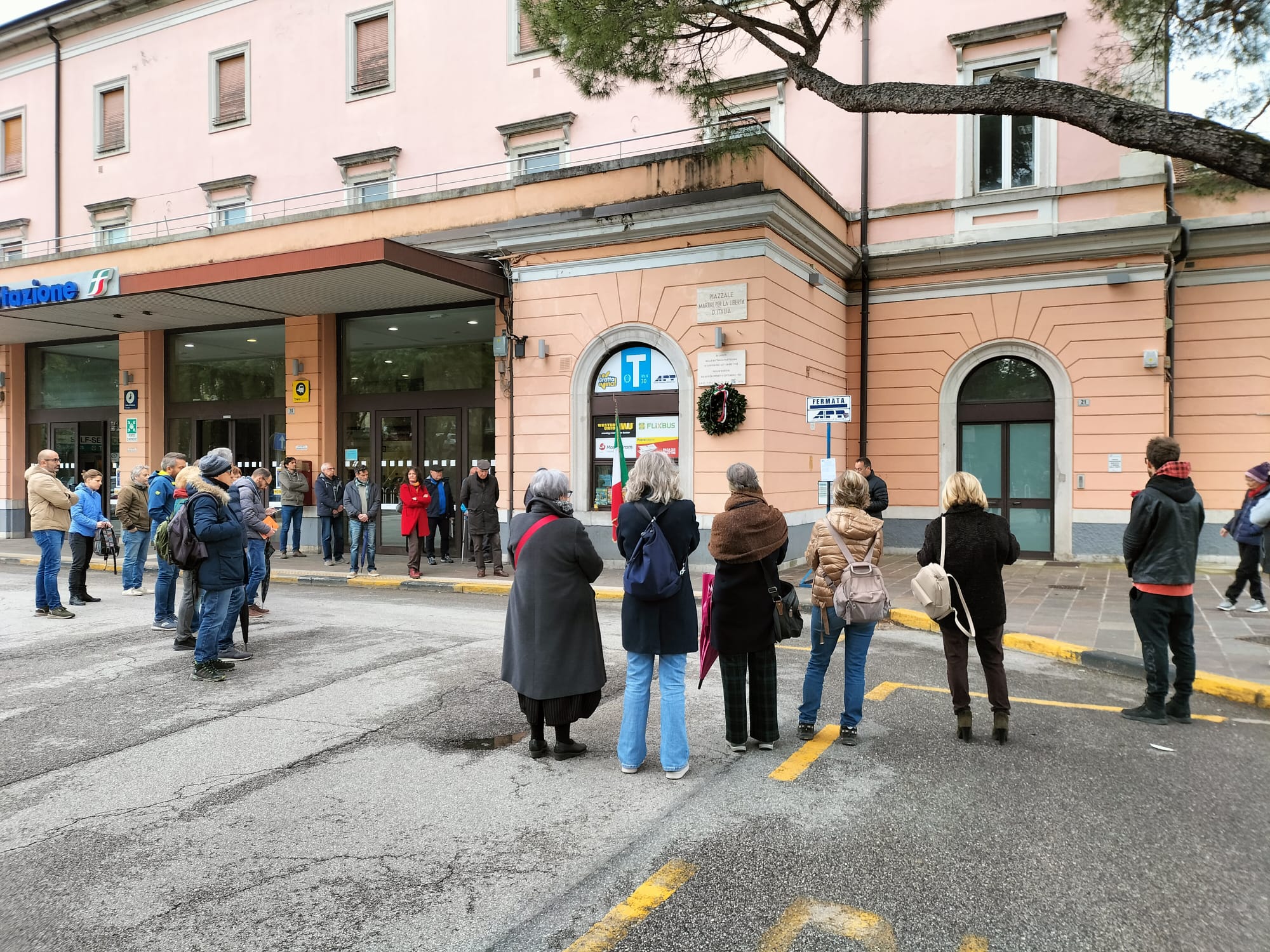 Copertina per Liberazione, Anpi davanti alla stazione di Gorizia: «Chi dissente è il nuovo nemico»
