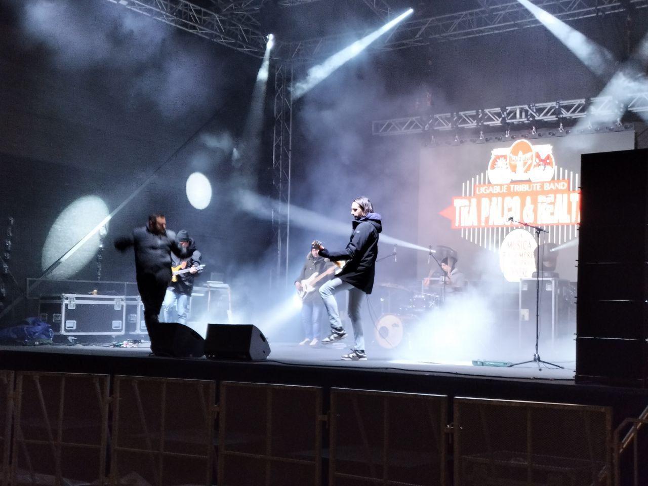 Immagine per Santo Stefano in piazza Vittoria: è sold out per la pista di ghiaccio