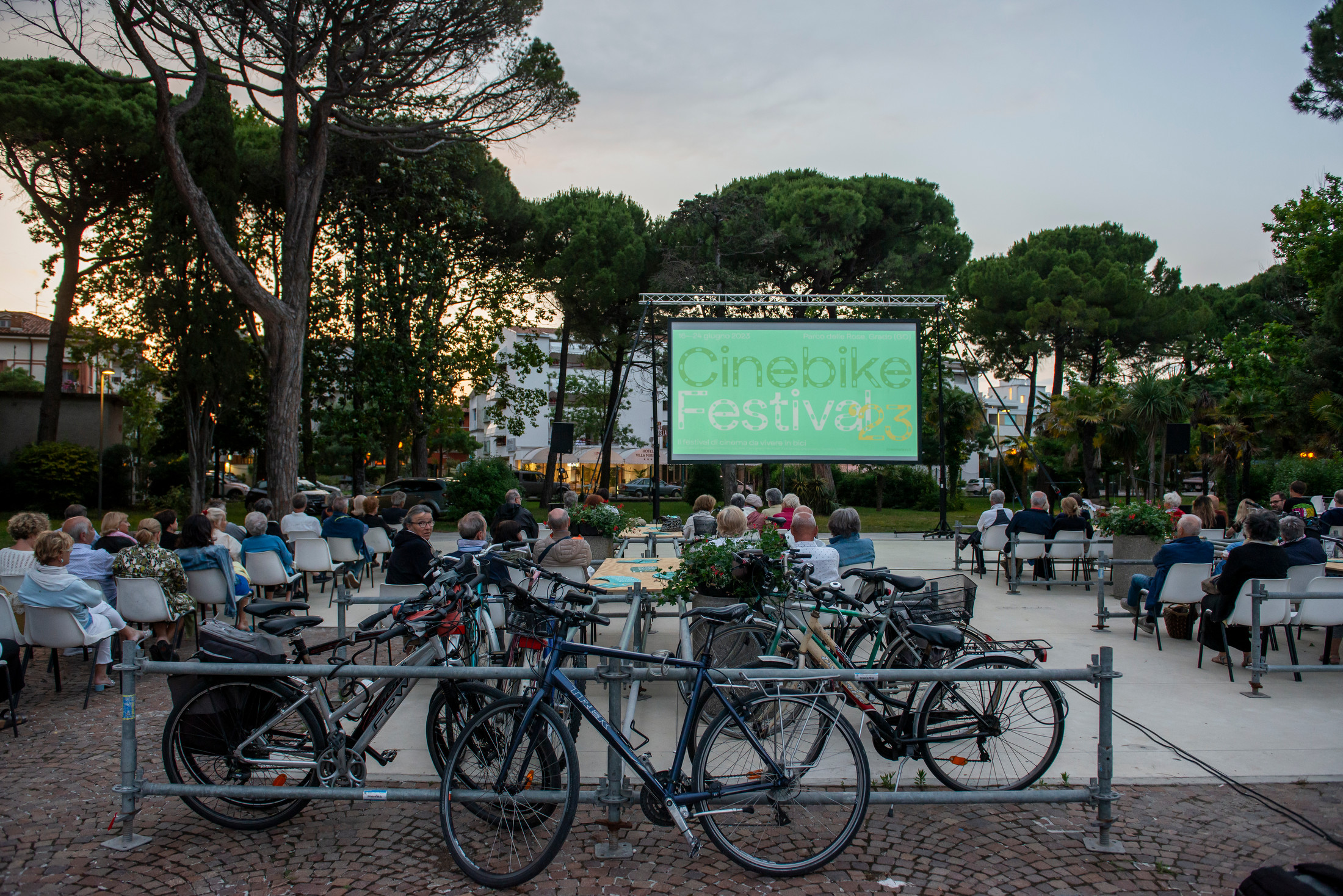 Copertina per Film, libri e pedalate: ecco tutti gli appuntamenti del Cinebike festival a Grado