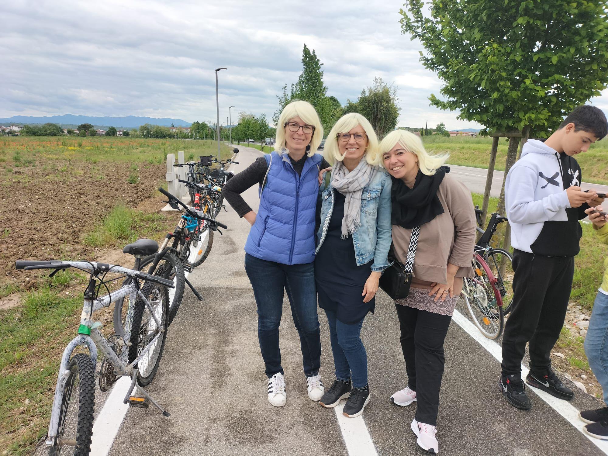 Copertina per La nuova ciclabile di Turriaco dedicata alla Carrà, «ha combattuto per i diritti»