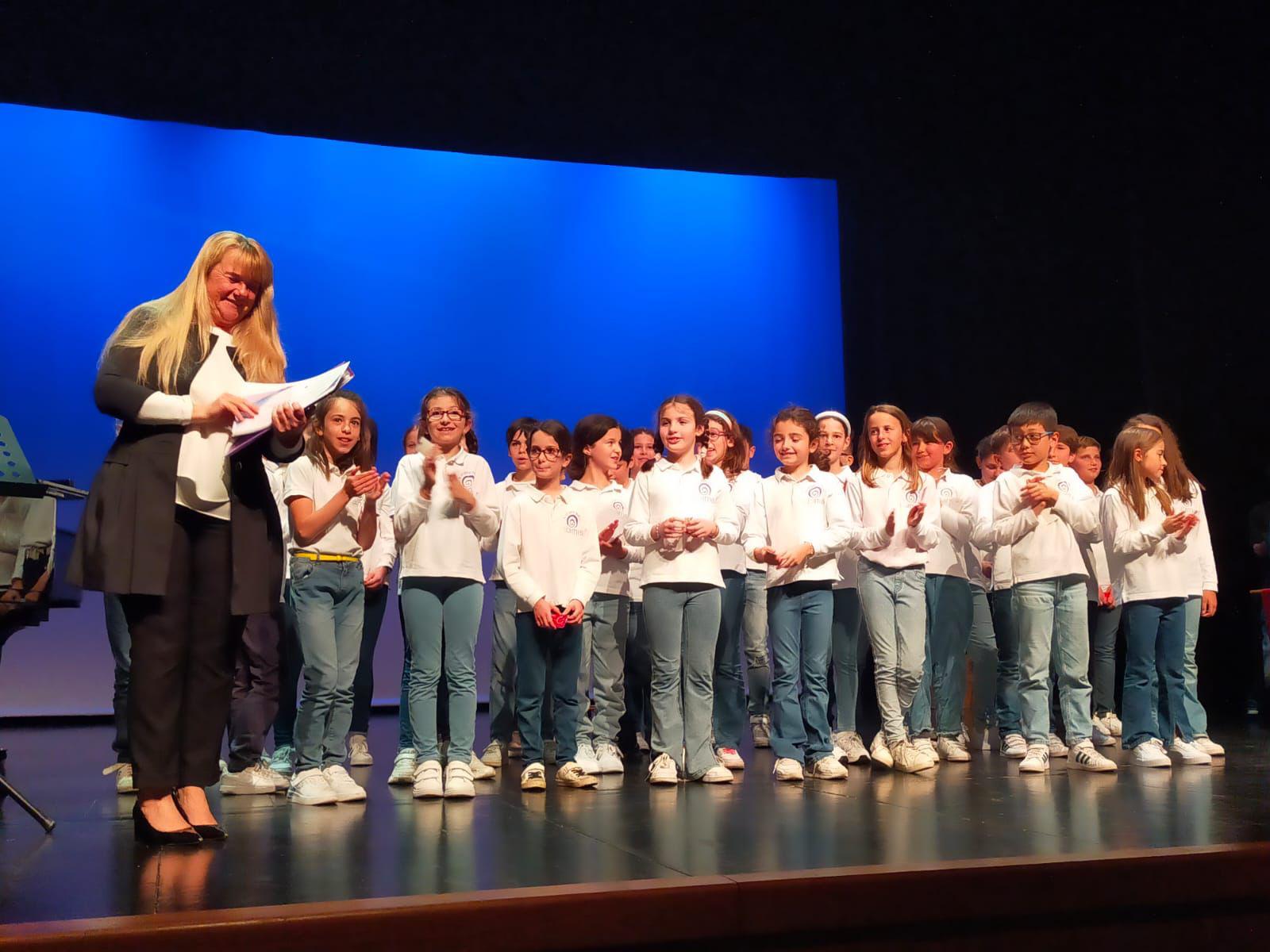 Copertina per Le voci di 110 ragazzi alla rassegna della Seghizzi, le scuole cantano a Gorizia