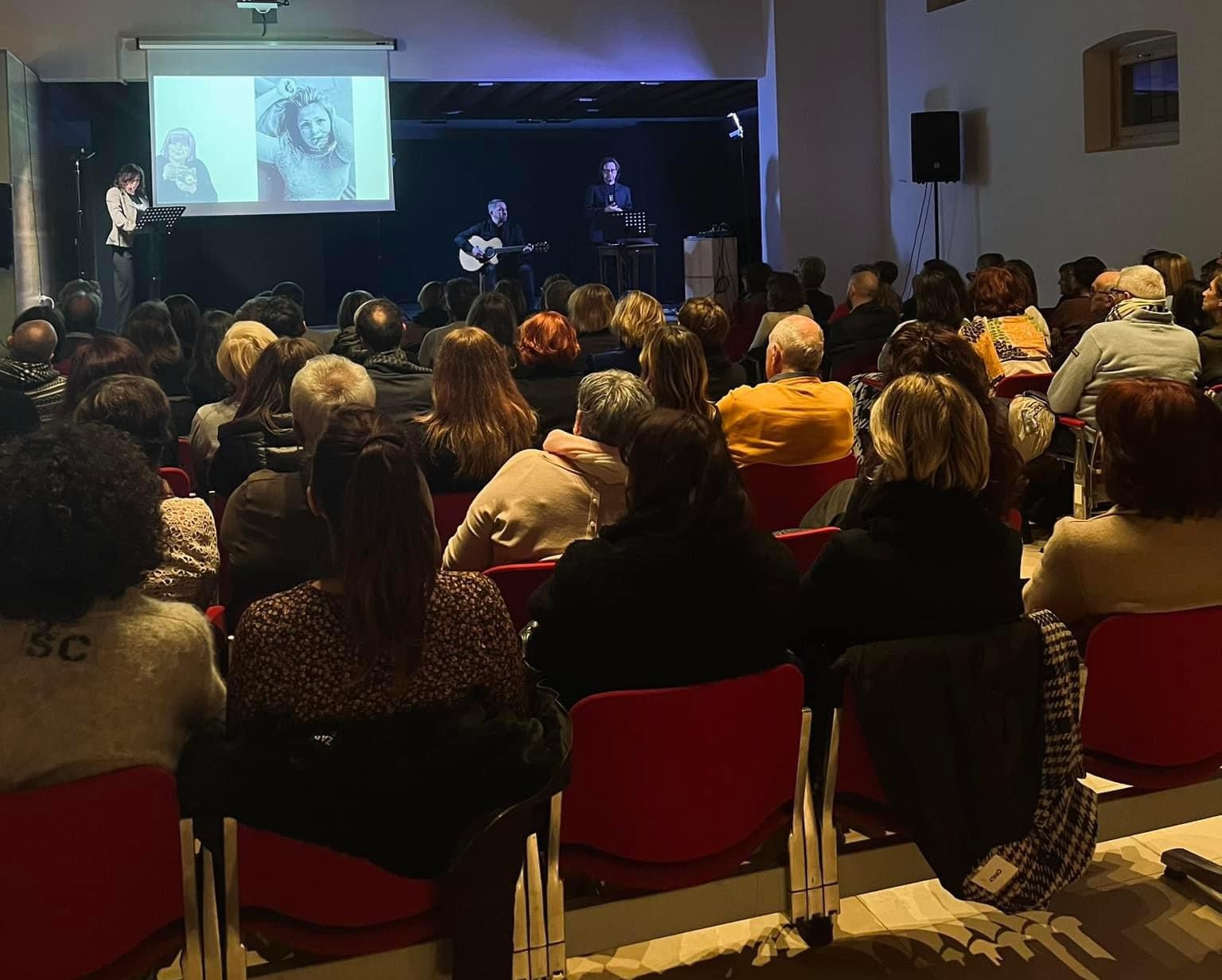 Copertina per Torna l'Aperitivo con l'Arte a Cormons: protagonista la poetessa Alda Merini