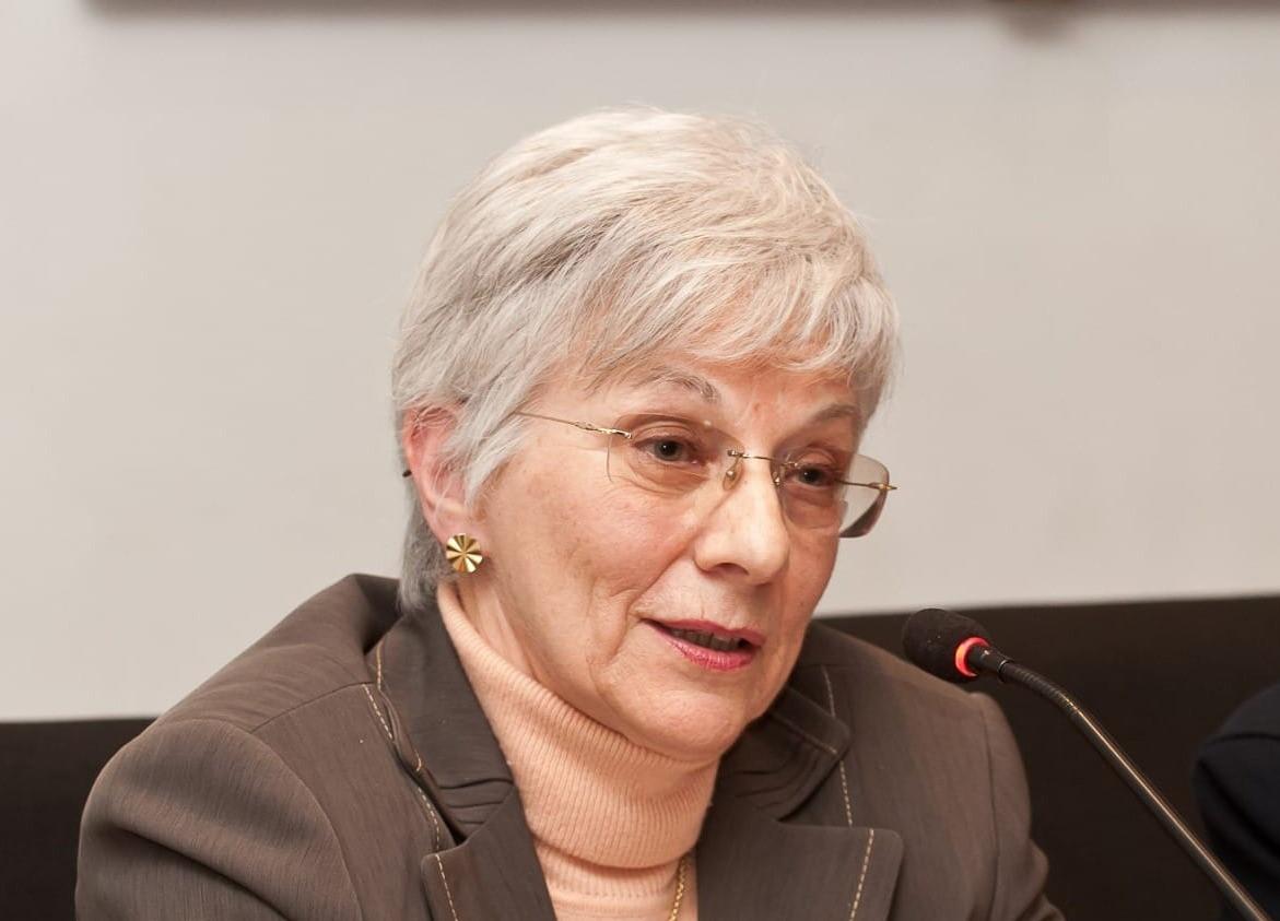 Copertina per Amica e studiosa di Gorizia e della sua arte: il ricordo di Maddalena Malni Pascoletti