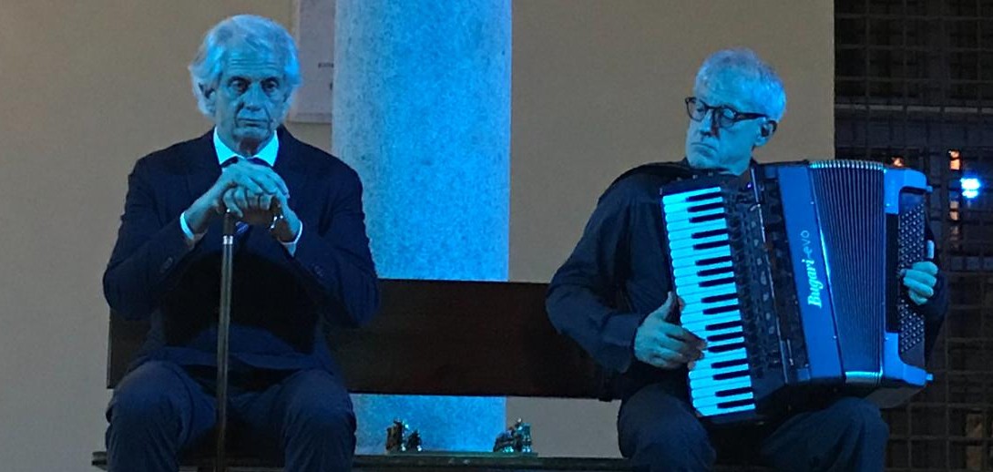 Immagine per Finazzer Flory e Piazzolla: al Bonezzi di Monfalcone in scena la gloria del ‘lettore’