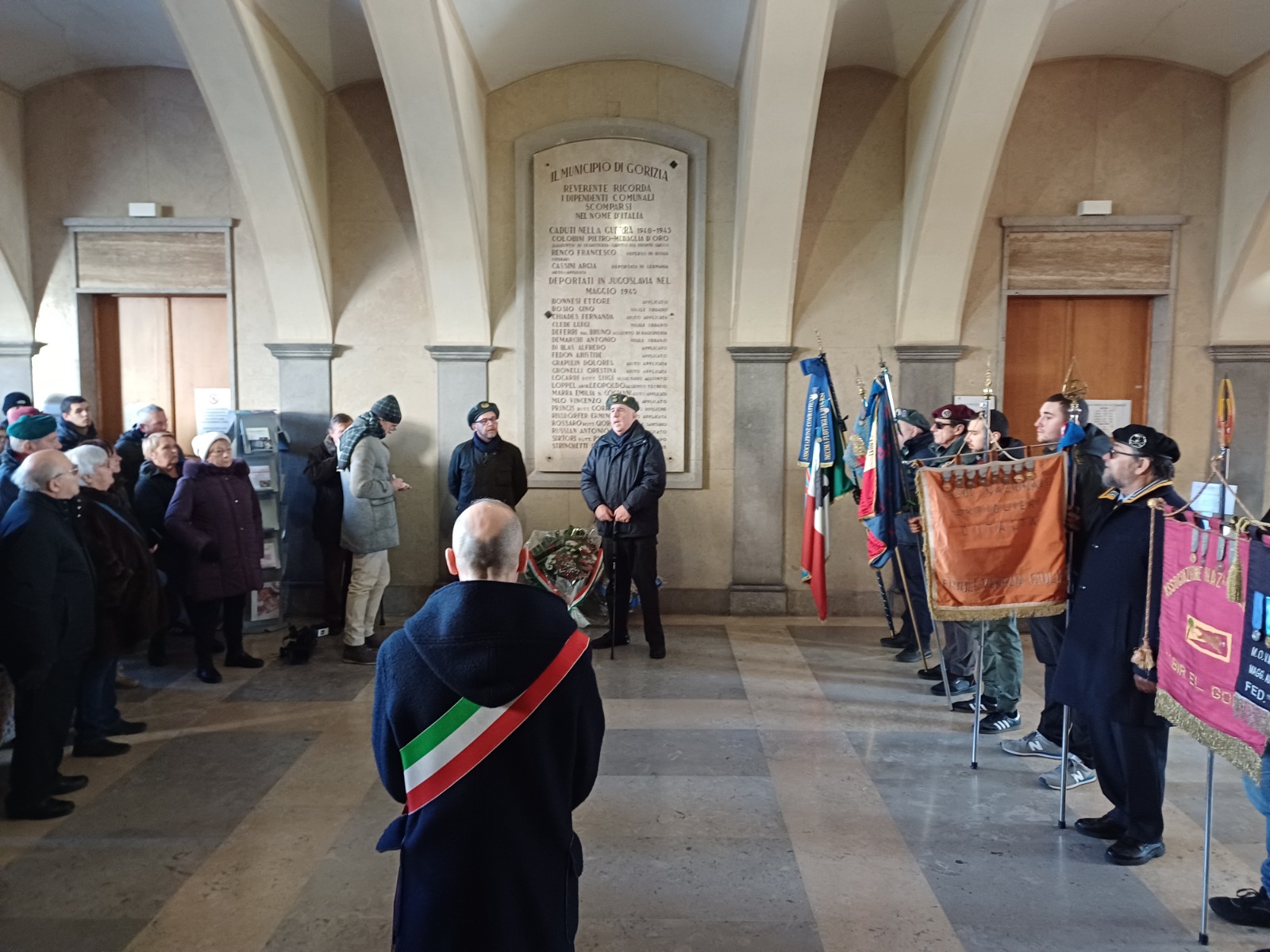 Raduno della X Mas, il ricordo dei dipendenti comunali alla presenza di molti giovani