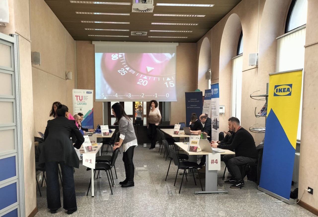 Immagine per Gorizia, Recruiting Day per 123 giovani in cerca di lavoro tra Decathlon, Ikea, FidemaGroup e Videlio Hms
