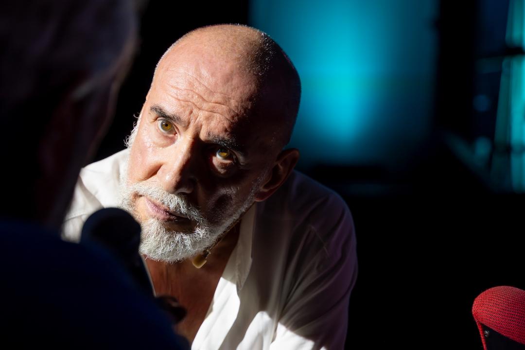 Immagine per Diego Della Palma arriva a Gorizia e porta in scena «una narrazione di verità sgangherate»