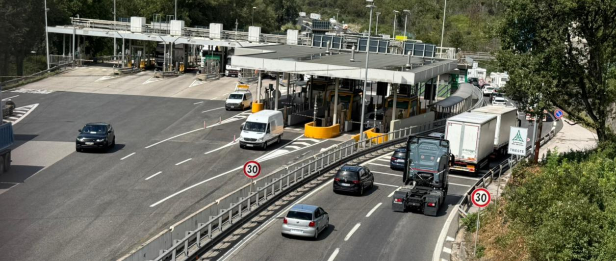 Copertina per Meno disagi alla barriera del Lisert, c’è l’intesa tra Autostrade Alto Adriatico e Regione Fvg