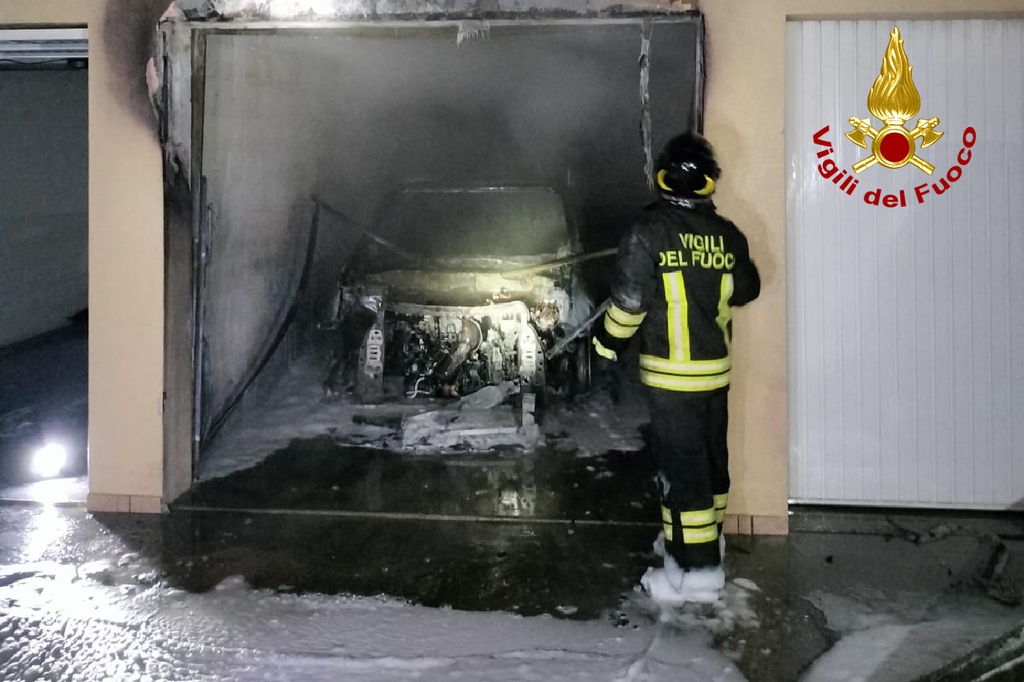 Immagine per Incendio in un garage a Mariano del Friuli, fiamme domate dai Vigili del Fuoco