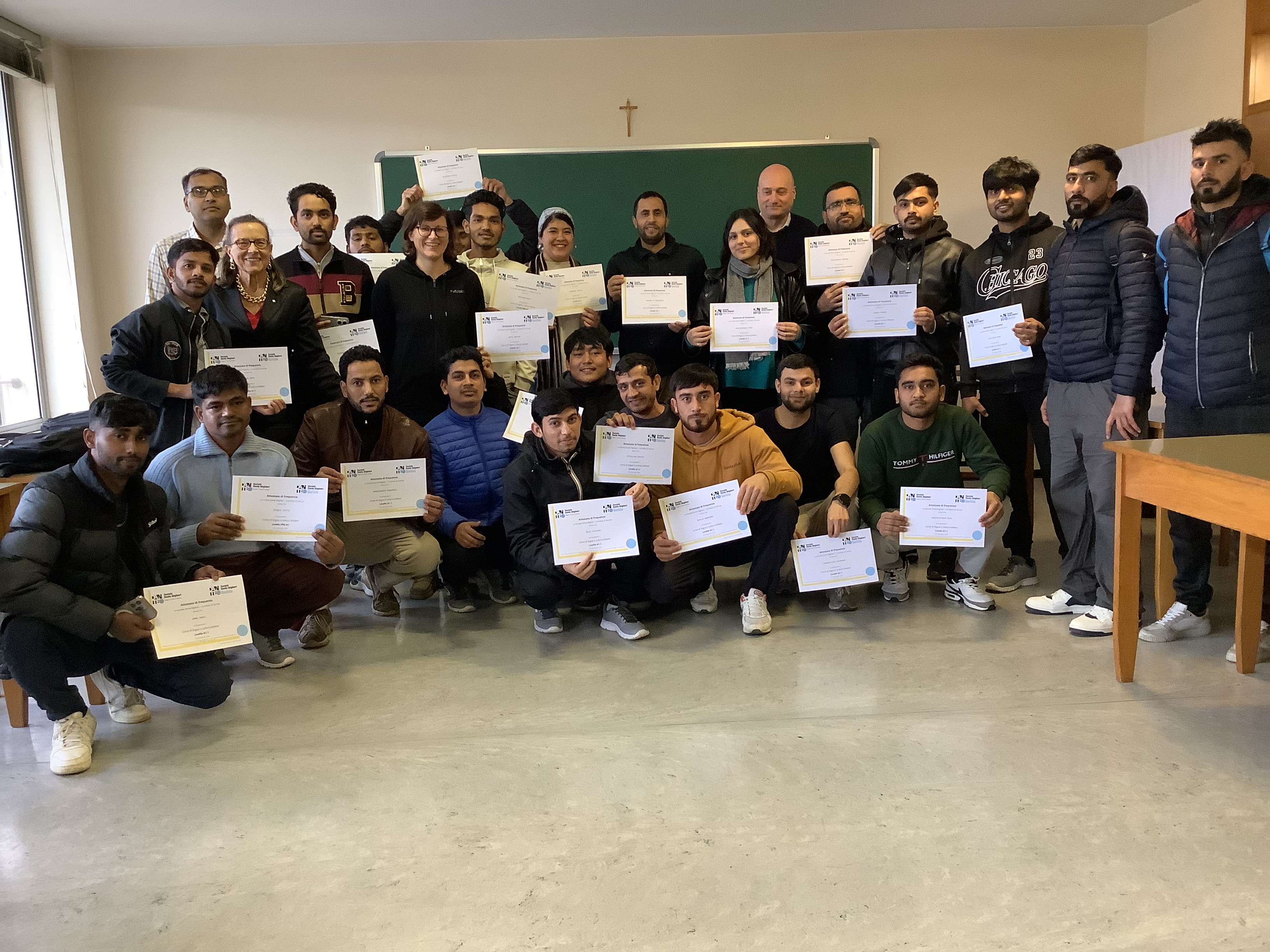 Immagine per Gorizia, la società Dante Alighieri consegna 35 attestati di lingua italiana 