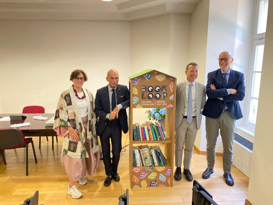 Immagine per Book Loop, la nuova vita dei libri parte dalle ‘casette’ di Isontina Ambiente: 25 punti di scambio in tutta la provincia