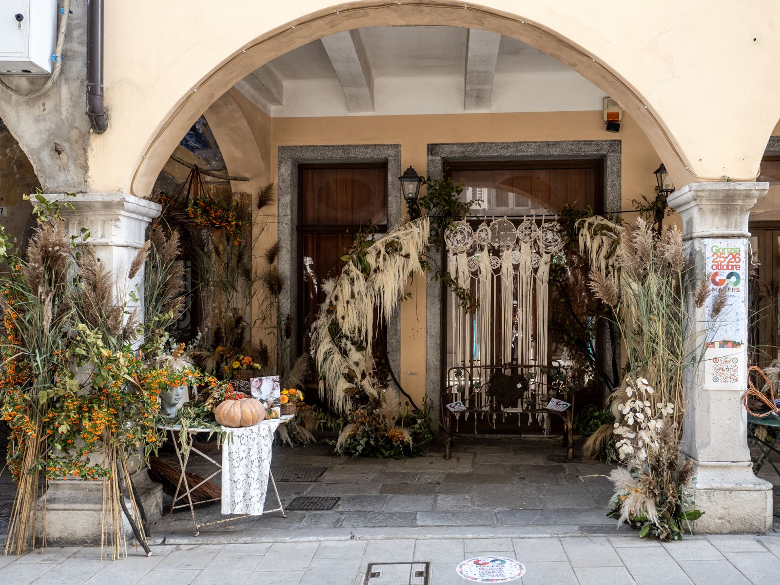 Immagine per Gorizia, tutto esaurito per 'GO Makers'. Creatività e artigianato locale rianimano via Rastello