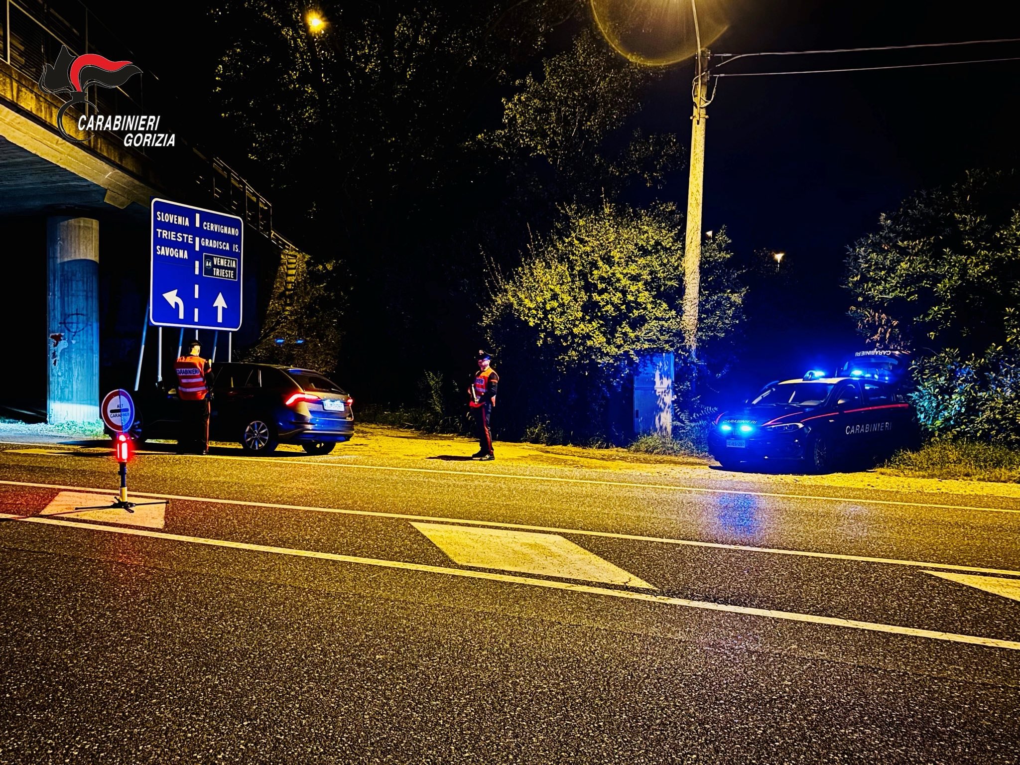 Immagine per Gusti di Frontiera, controlli straordinari per i Carabinieri: sanzioni, patenti ritirate e due Daspo urbani