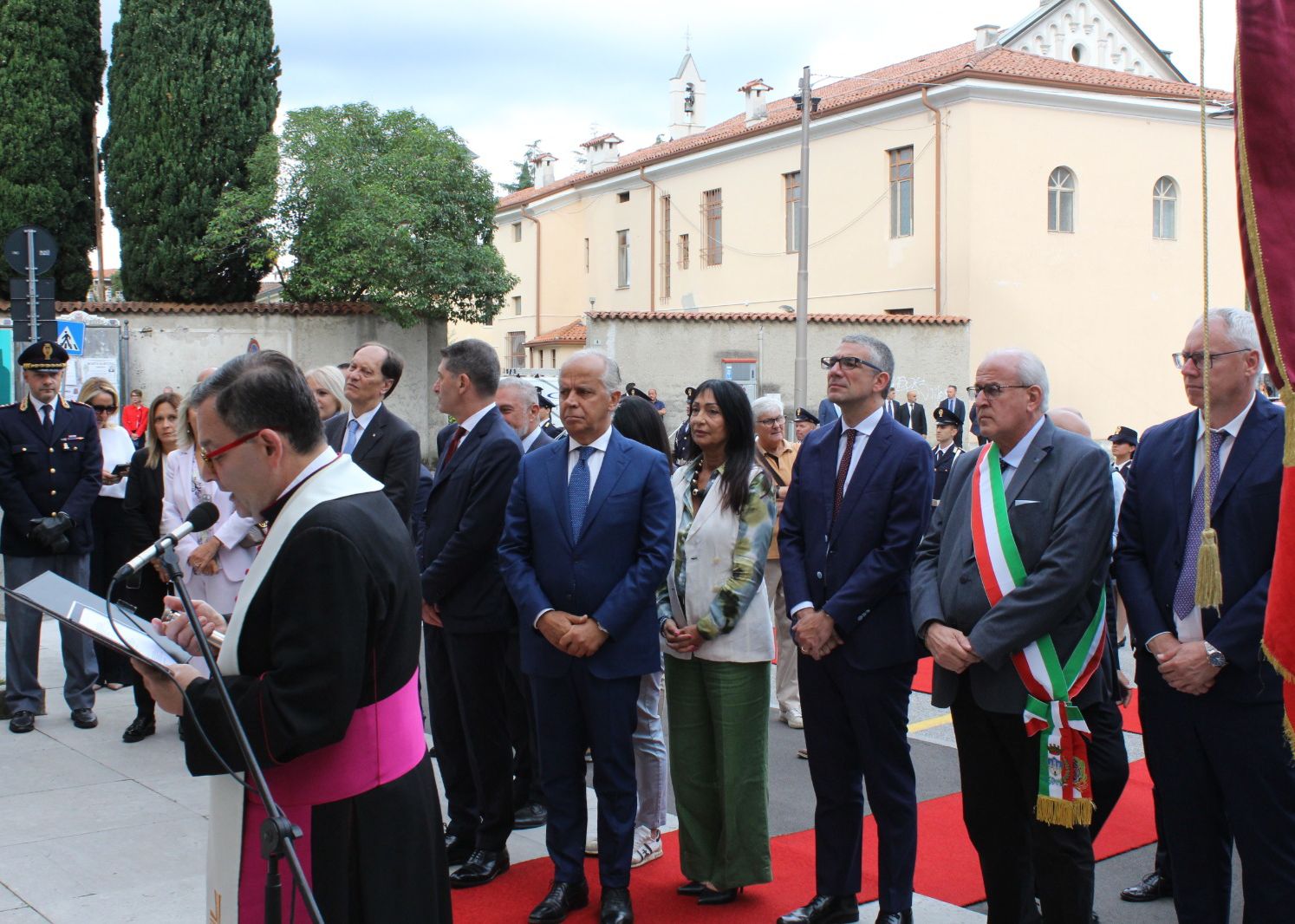 Gorizia, la nuova Questura in piazza San Francesco. L’impegno del Ministro Piantedosi per «implementare la presenza dello Stato sul territorio»