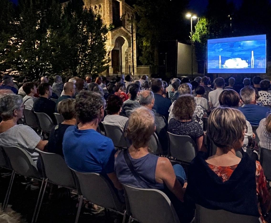 Immagine per Cervignano, torna il cinema all'aperto: ecco gli appuntamenti di agosto tra film d'autore e cineconcerti 