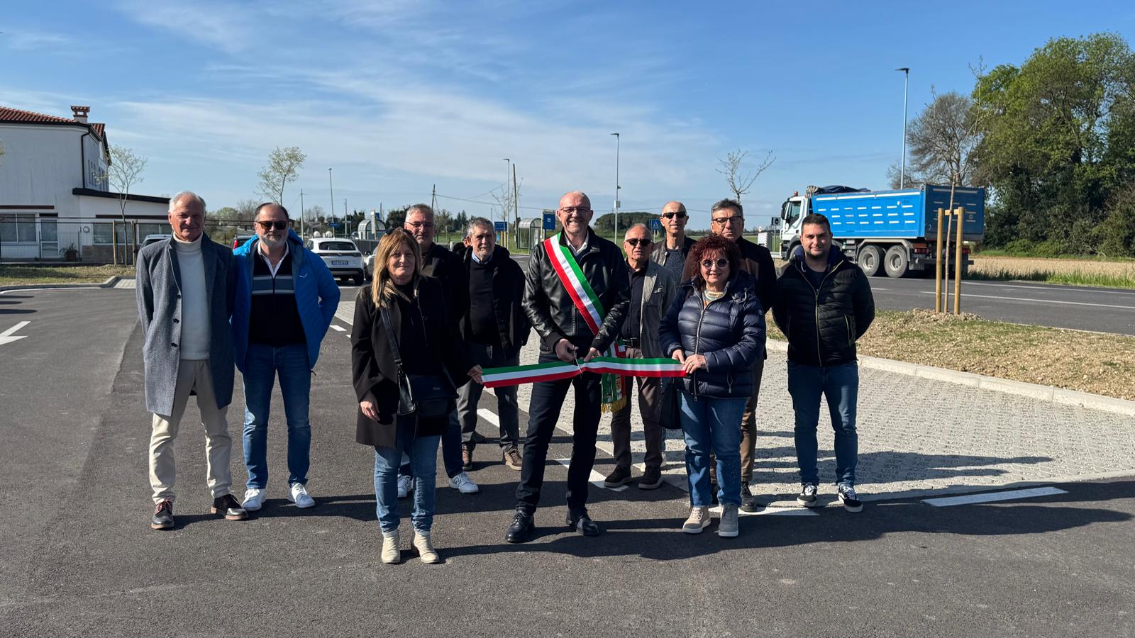 Immagine per San Canzian, 120mila euro per il nuovo parcheggio di Terranova: addio all'ex distributore  