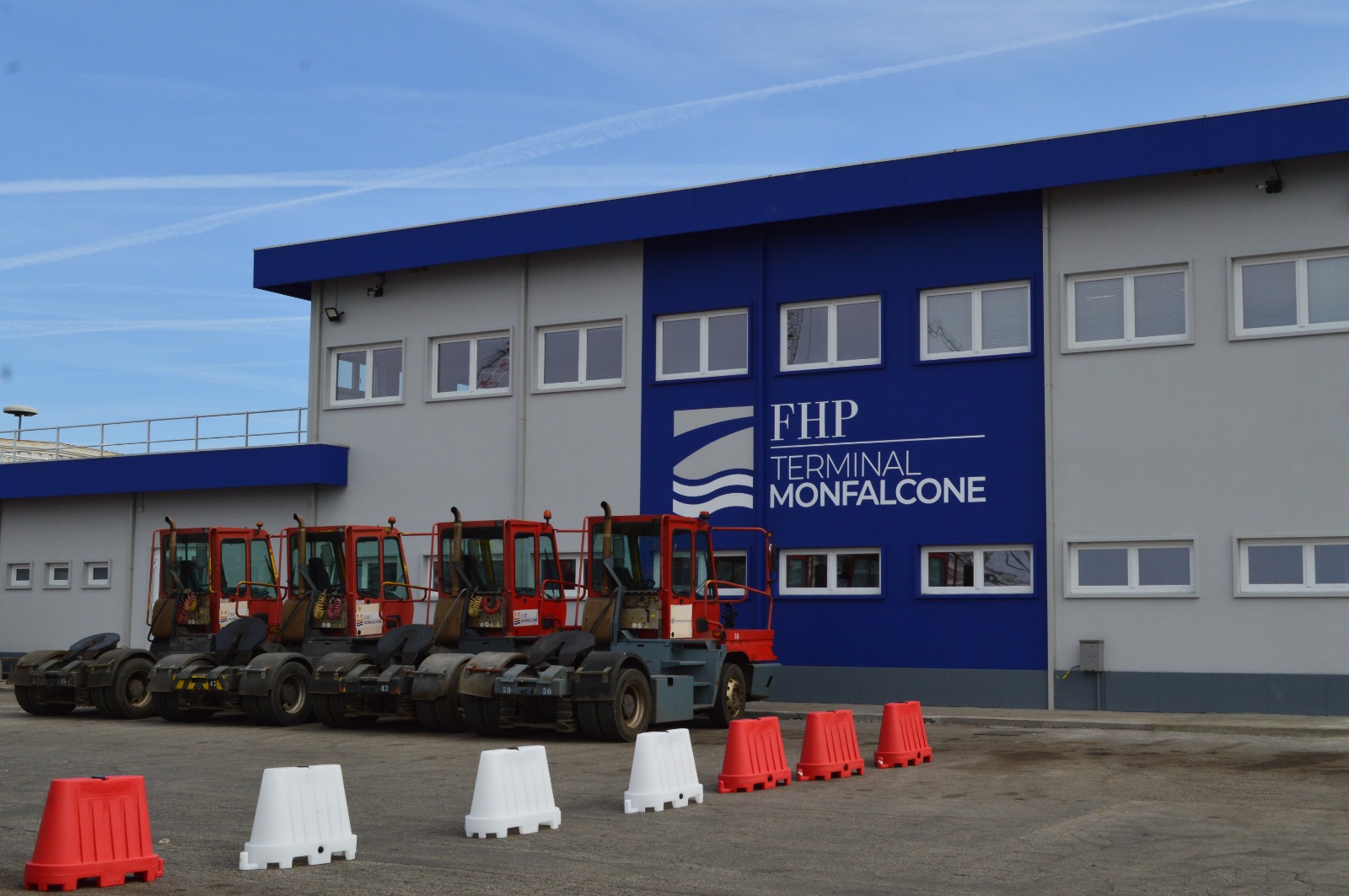 Immagine per Portorosega, taglio del nastro per il rinnovato complesso di FHP Terminal Monfalcone: nel 2025 movimentate merci per oltre 3 milioni di tonnellate