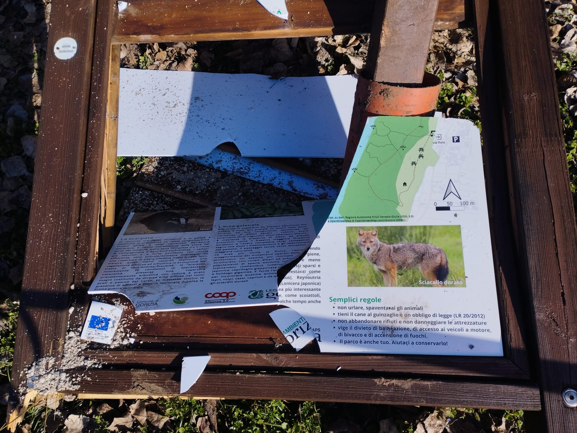 Immagine per Raid vandalico al Parco di Campagnuzza a Gorizia: distrutta la fontana e i nuovi pannelli scientifici