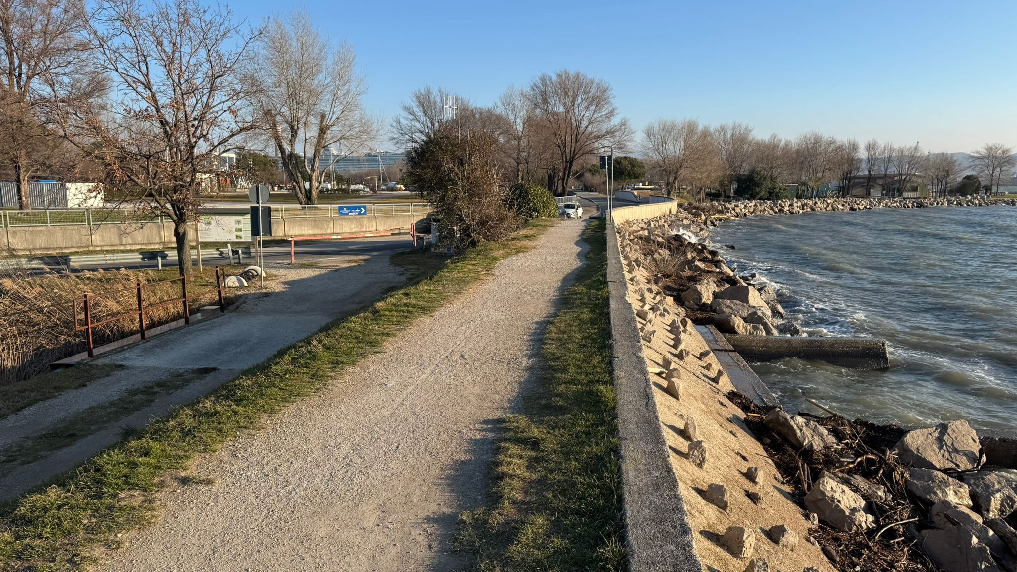 Immagine per Si lavora sull'argine del Cavana a Monfalcone, 290mila euro per interventi alla foce contro sabbia e ristagno