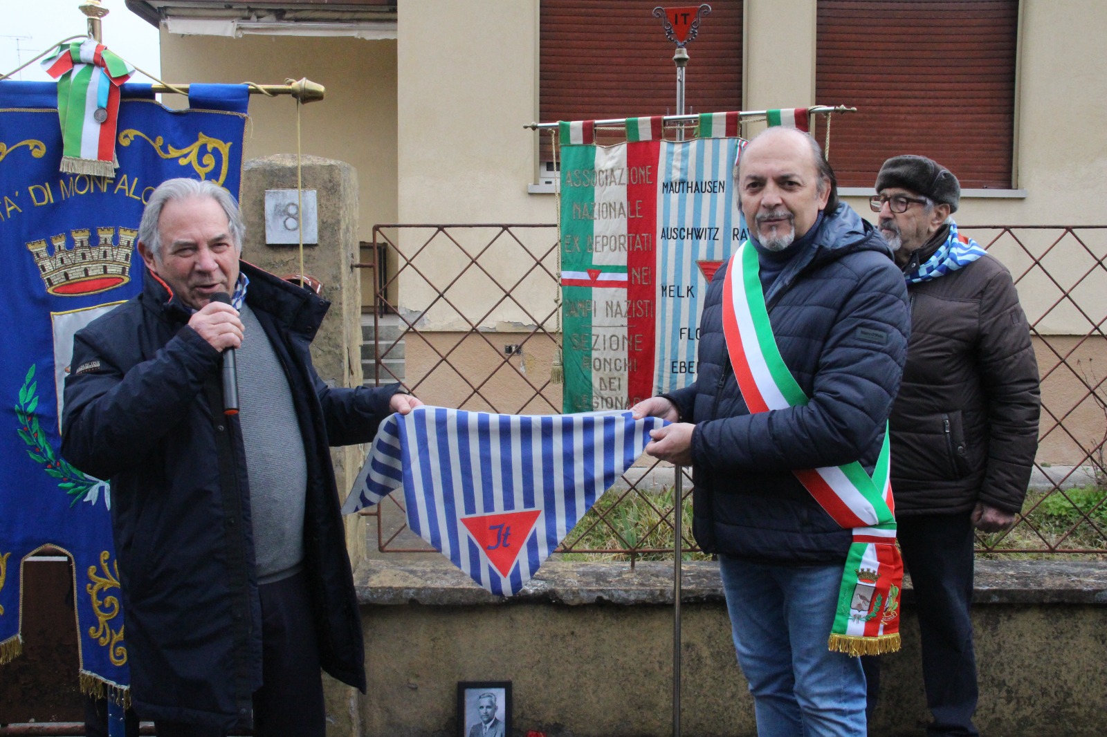 Monfalcone inaugura le prime Pietre d'inciampo: ricordati quattro concittadini mai tornati di Lager