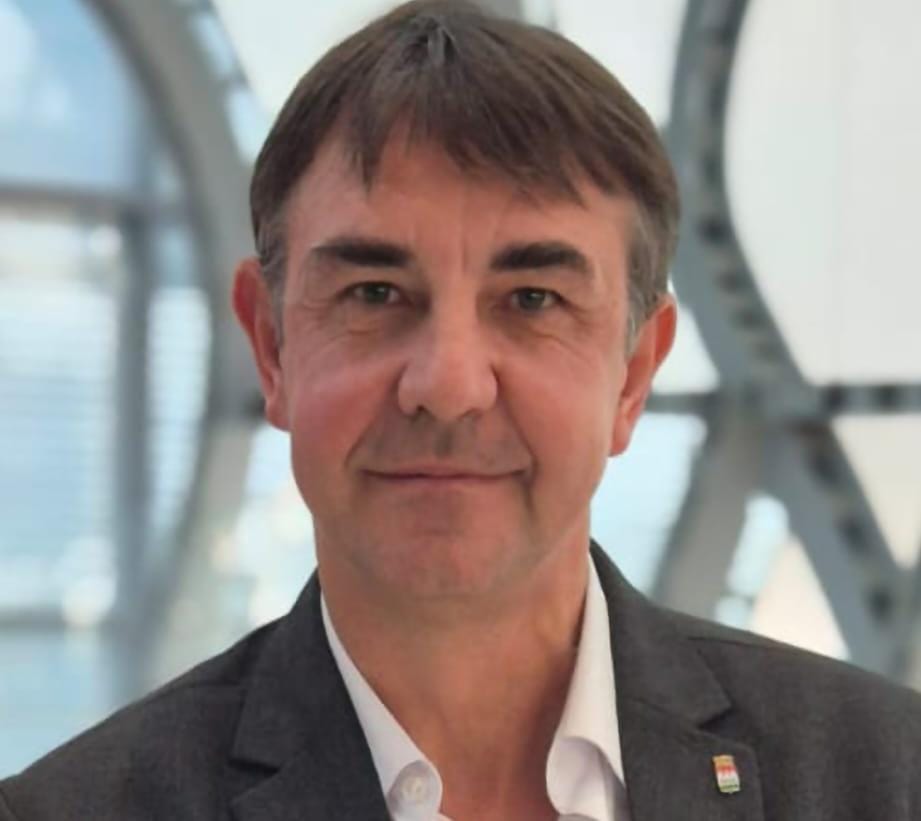 Immagine per Sindaco di Ronchi assente all’assemblea di Irisacqua, l’opposizione insorge. Benvenuto: «Loro assenze ormai una regola»