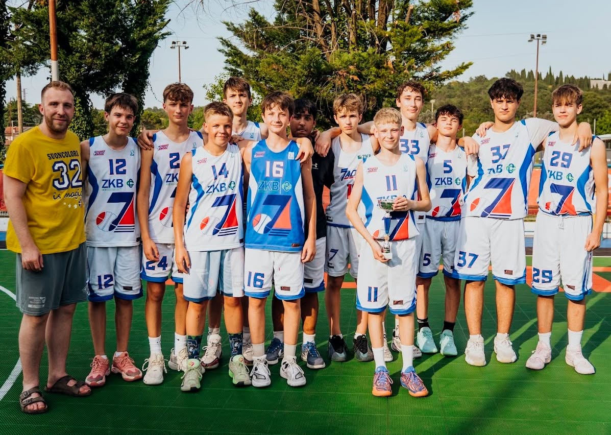 Immagine per Festa del basket a Fogliano: si chiude il 32esimo Torneo Suoncolora da 145 partite