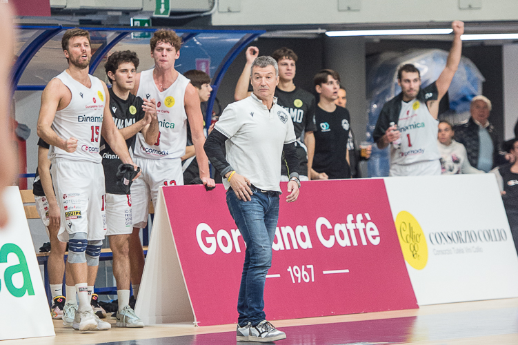 Serie B Interregionale, la Dinamo Gorizia è sul podio. Coach Tomasi: «Stagione super, ora l'addio di Colli»