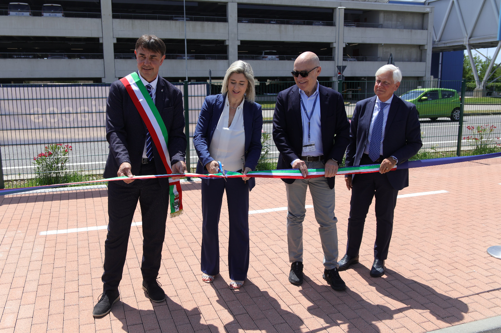 Ronchi, inaugurato il collegamento ciclabile nell’area aeroportuale: un’opera da 6,6 milioni di euro
