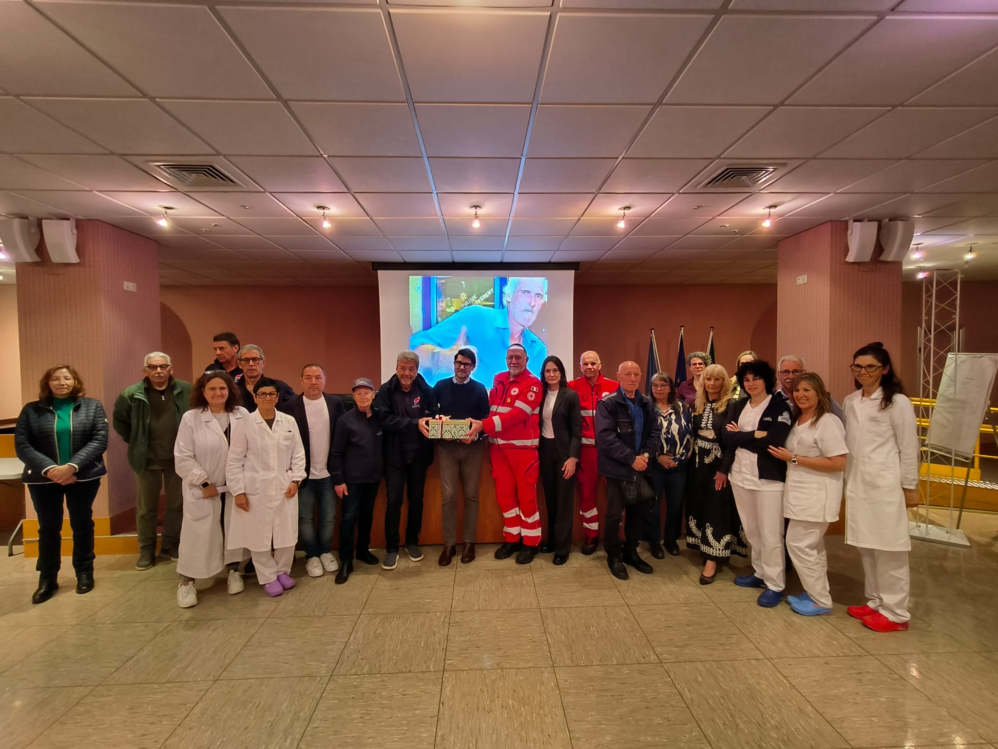 Immagine per La solidarietà sboccia in memoria di Fabrizio Janke: donati 2mila euro all’Odontostomatologia di Monfalcone e Gorizia