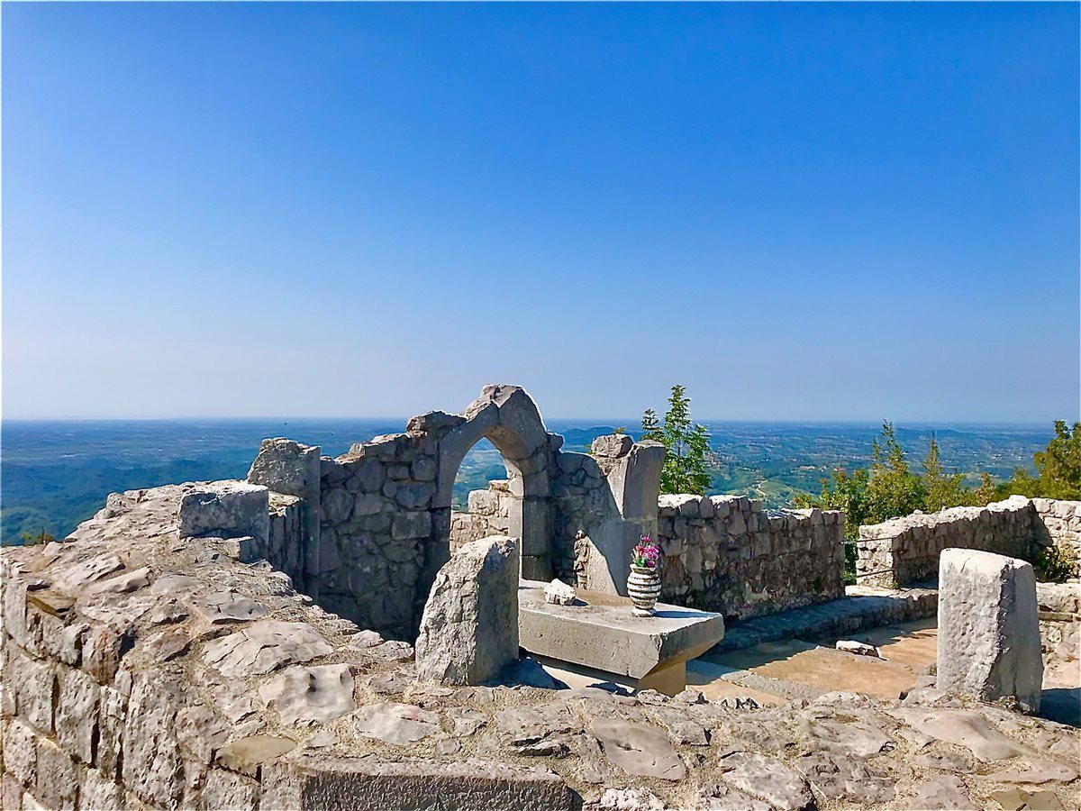 Immagine per Gorizia, il Sabotino verso il restauro. Parte il bando del GECT GO per la progettazione