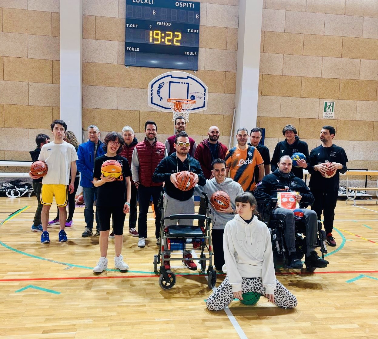 Immagine per Fotonotizia - Gli Amatori Calcio Pieris incontrano il Carpe Diem Baskin