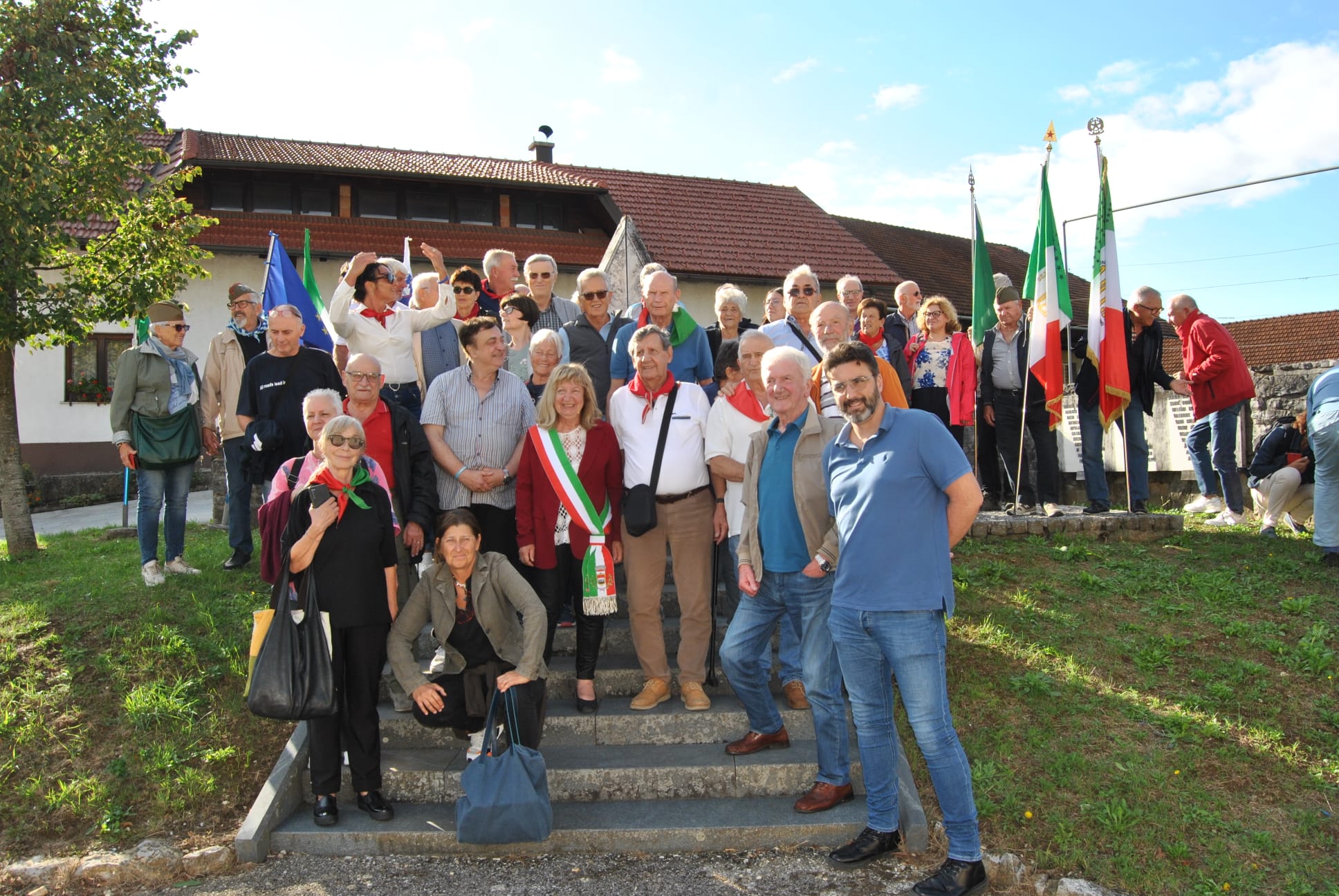 Immagine per Visita dell'ANPI di Ronchi a Veliki Korinj e Suhor: la famiglia Fontanot tra i cinquanta partecipanti in Slovenia