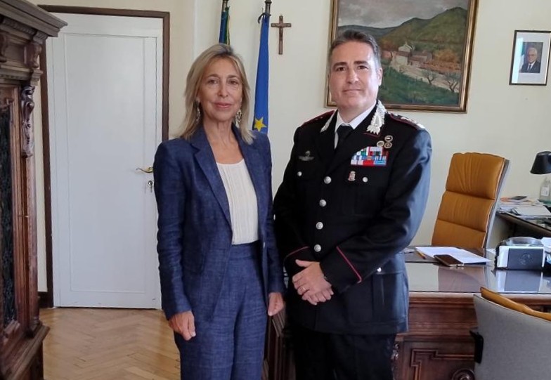 Fotonotizia - Gorizia: il Prefetto Fedullo riceve il Colonnello Iervolino,  nuovo Comandante Provinciale dell'Arma