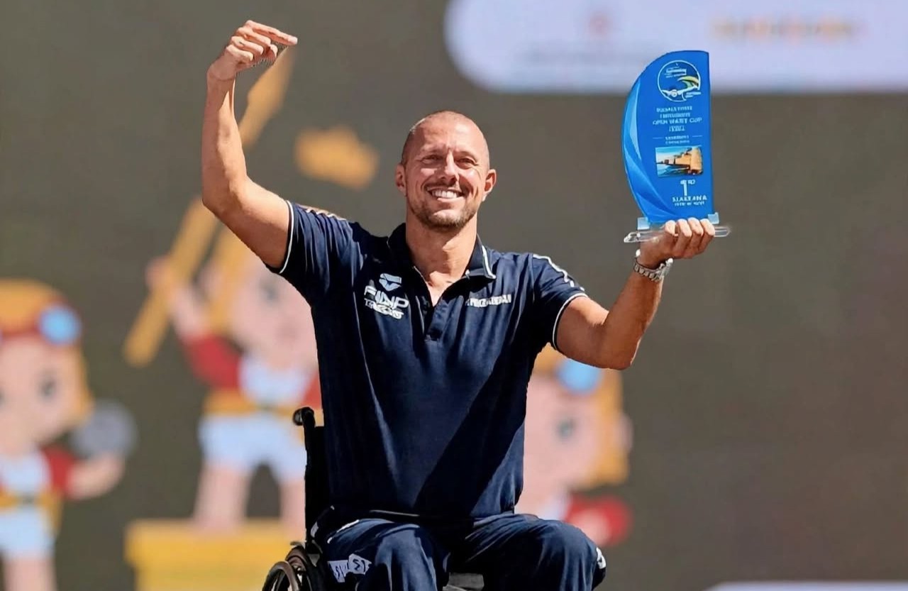 Immagine per Gorizia Nuoto, l'impresa di Luca Da Prato: dopo l'oro europeo trionfa ai Mondiali di nuoto in acque libere ad Alghero