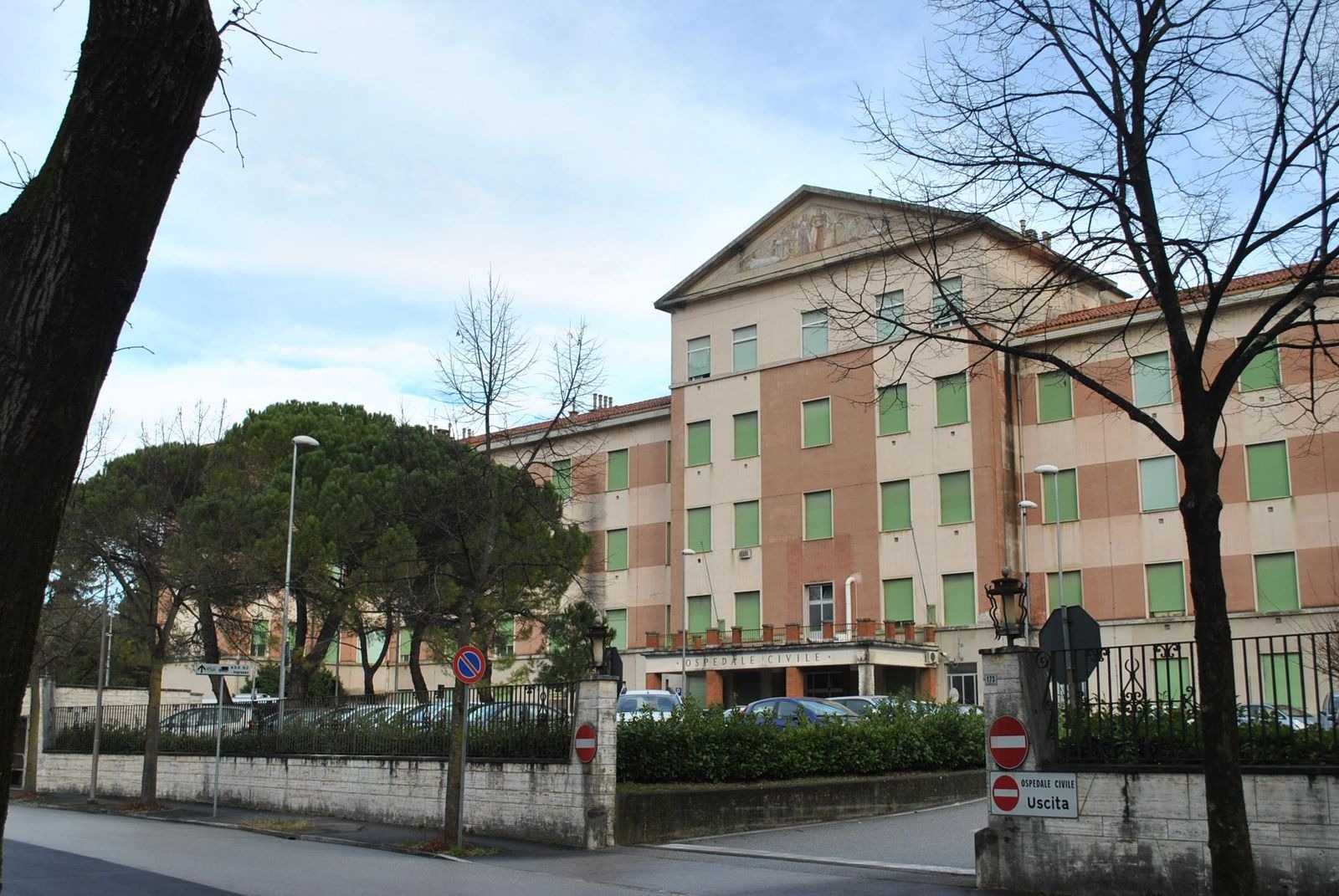Immagine per Gorizia, via oggi all’ultima fase di demolizione dell’ex Ospedale Civile: conclusione stimata in tre settimane