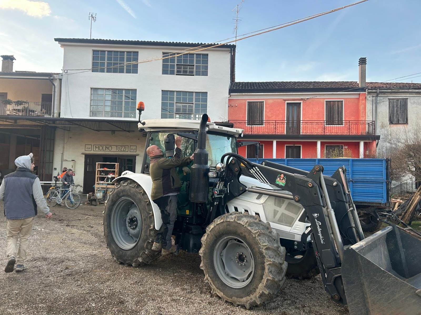 Lettere – Comitato Quartiere Straccis a sostegno del Molino Tuzzi: 721 firme per chiedere il sostegno della Regione agli alluvionati