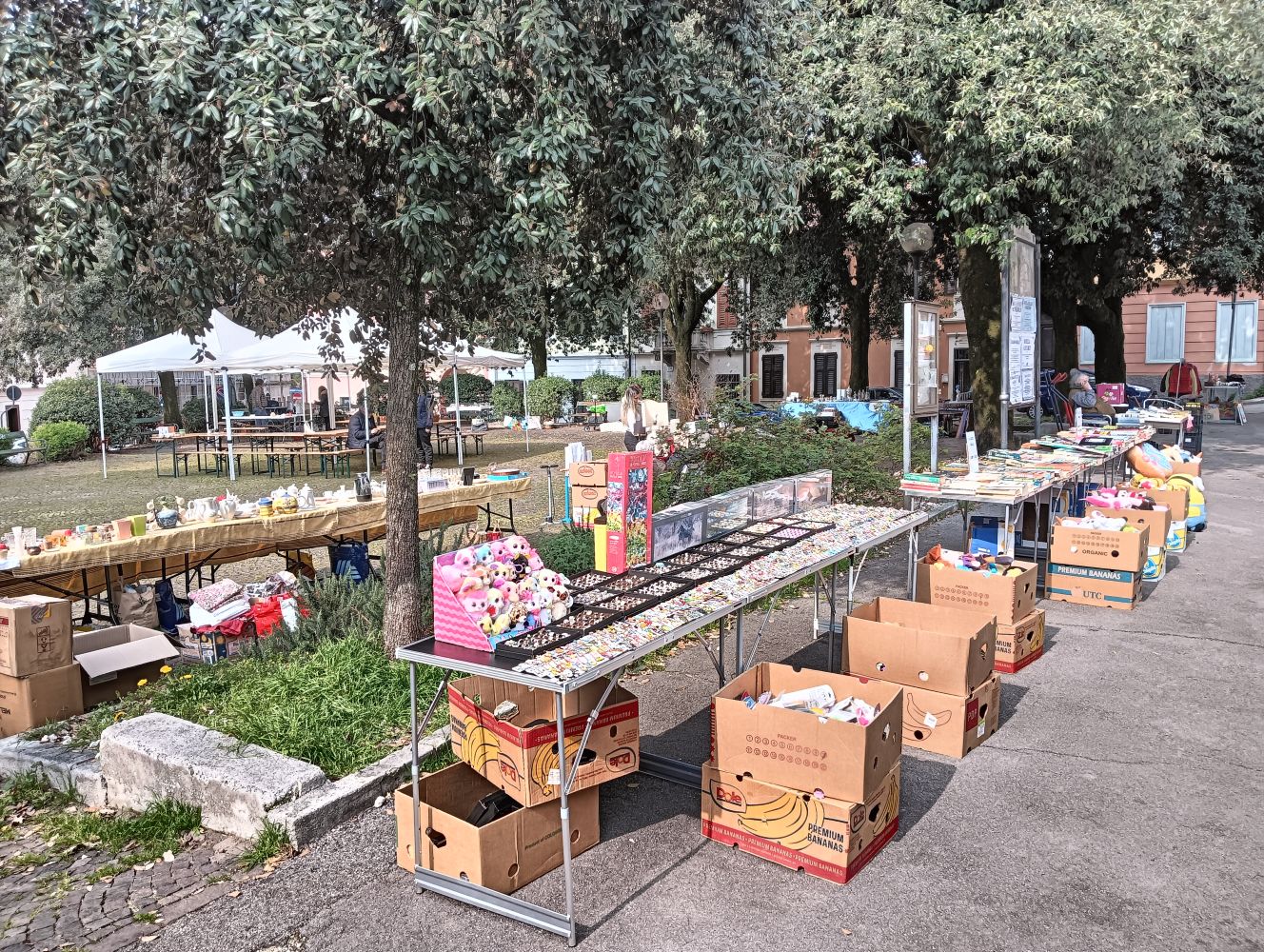 Immagine per Fotonotizia - Gorizia, torna il mercatino 'Riusi e riscoperte' in piazza Tommaseo