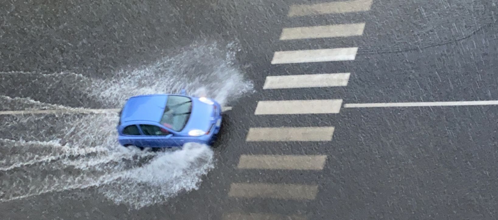 Allerta gialla in Fvg, previste piogge diffuse nel Goriziano. Pericolo mareggiate sulla costa 