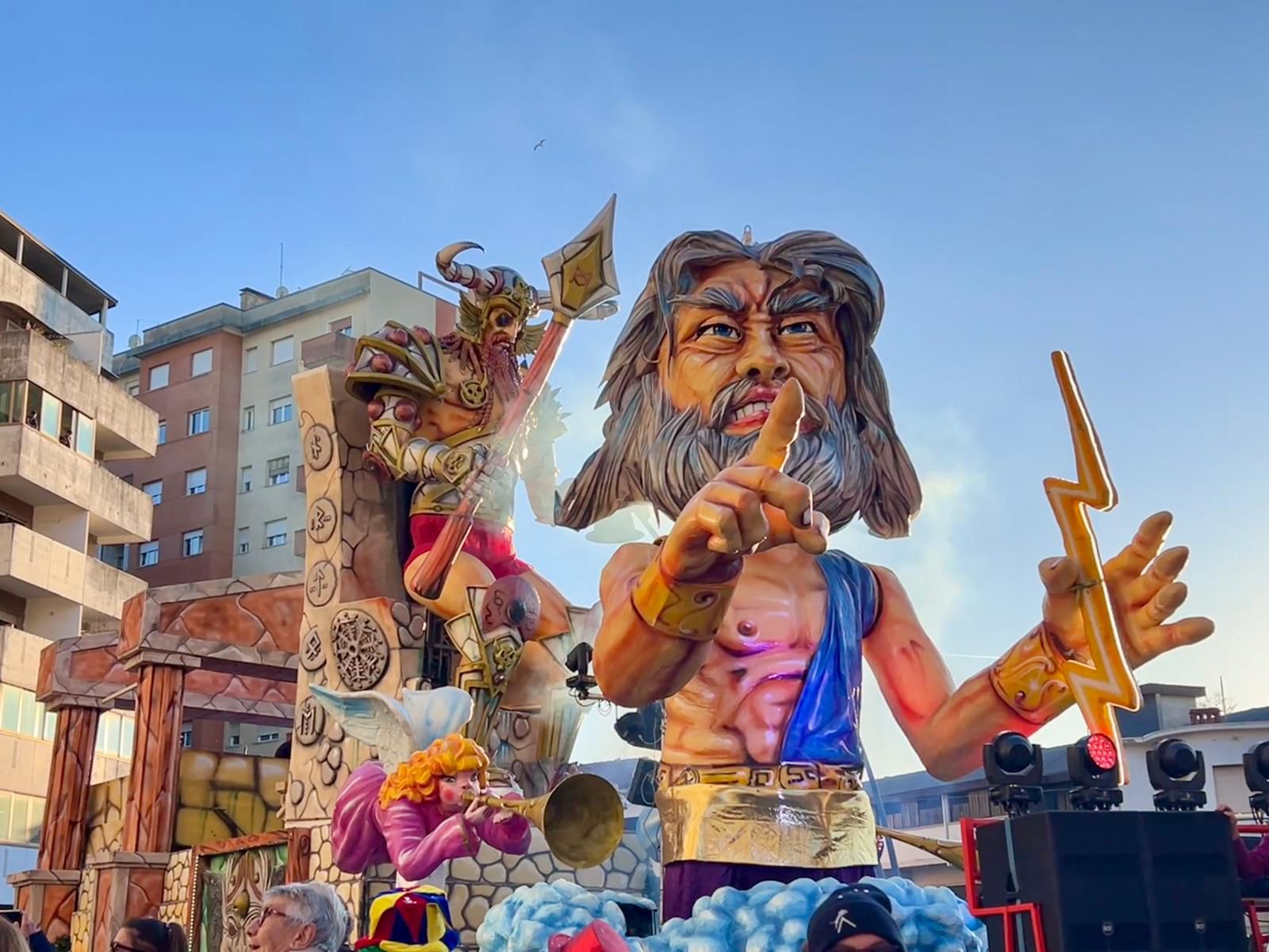 Immagine per Martedì Grasso a Monfalcone, ecco tutti i divieti e le modifiche alla viabilità 