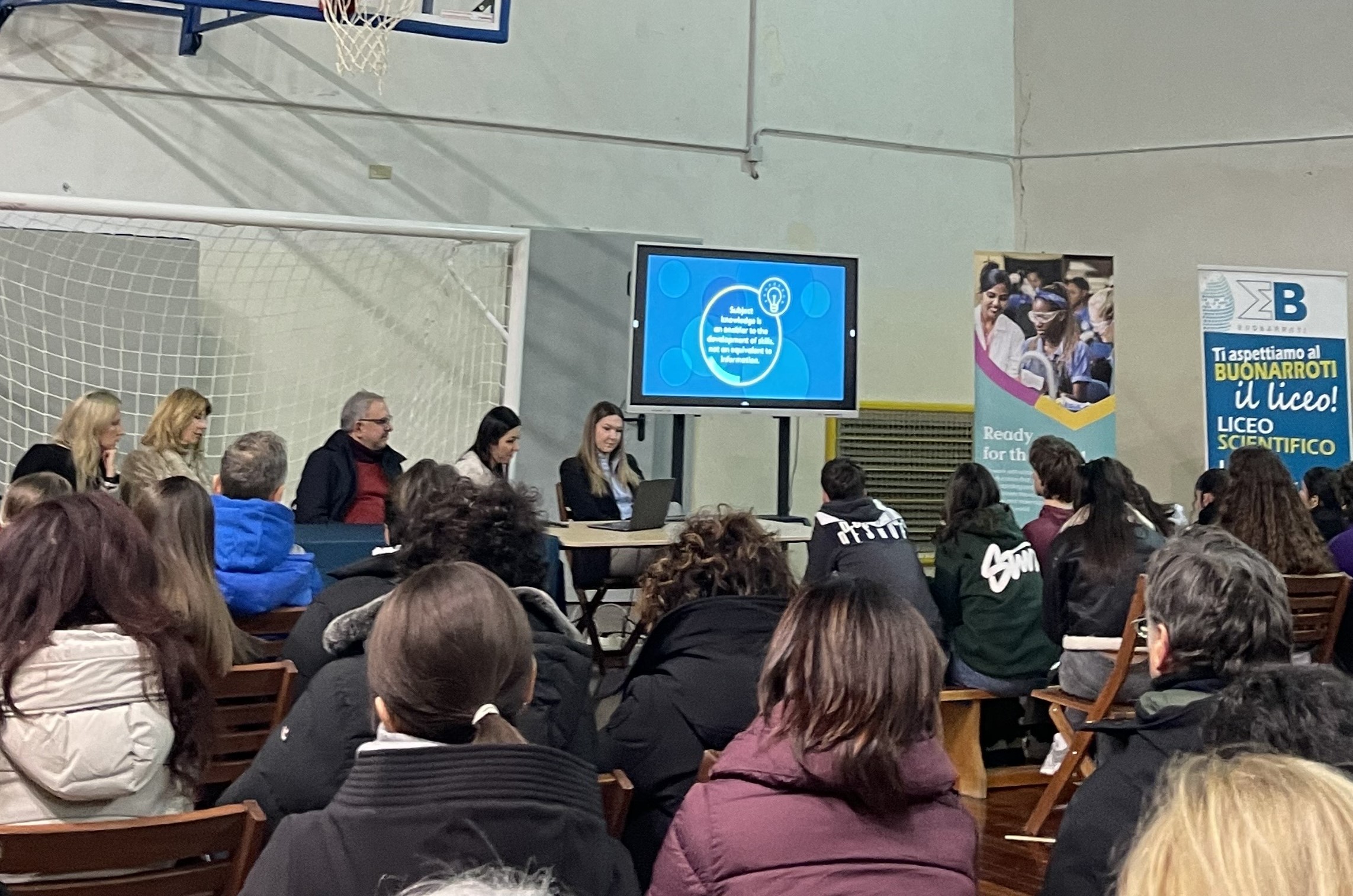 Immagine per Il Liceo di Monfalcone inaugura la prima Cambridge International School in regione: ecco il nuovo curriculum 