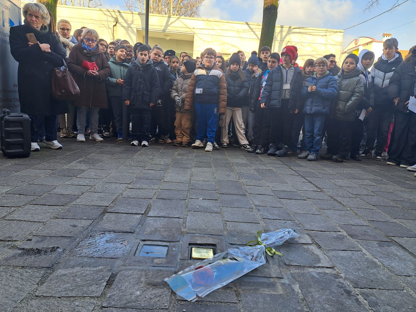 Immagine per Nove Stolpersteine sul «coraggio di ribellarsi»: così Staranzano ricorda le sue vittime del nazifascismo