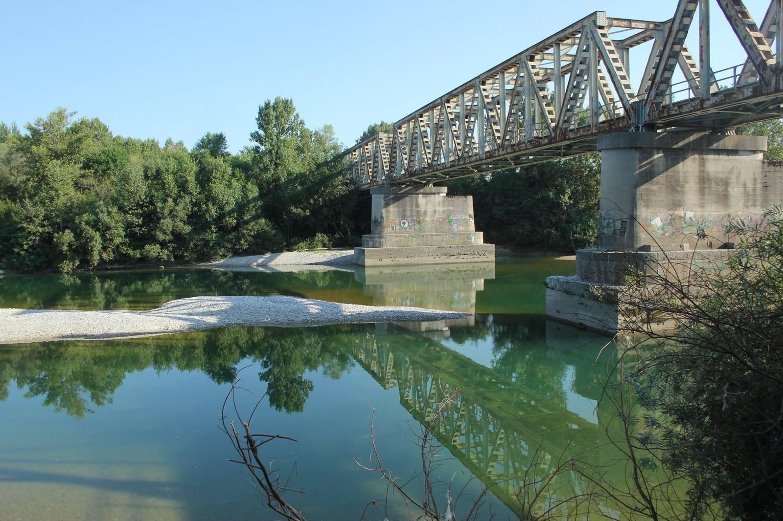 Immagine per Nuovo tratto di Ciclovia dell’Isonzo, via libera in Regione al recupero del ponte ferroviario dismesso tra Sagrado e Gradisca 