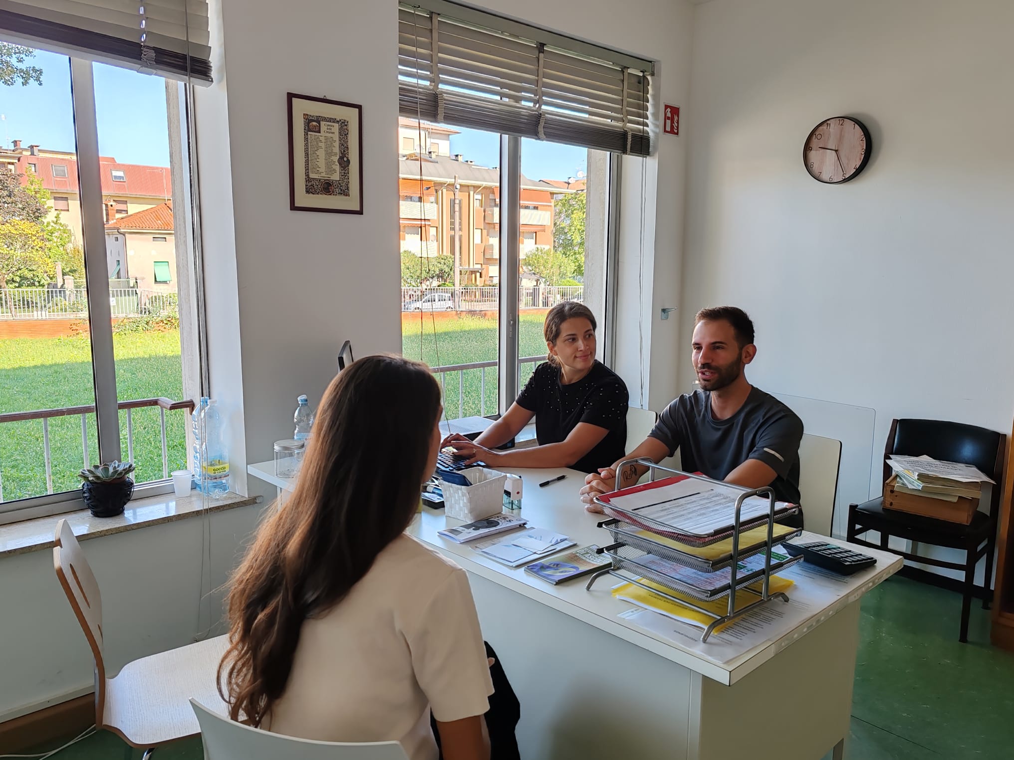 Immagine per Poveri anche se lavorano, in aumento gli accessi alla Caritas: ecco il report 2025