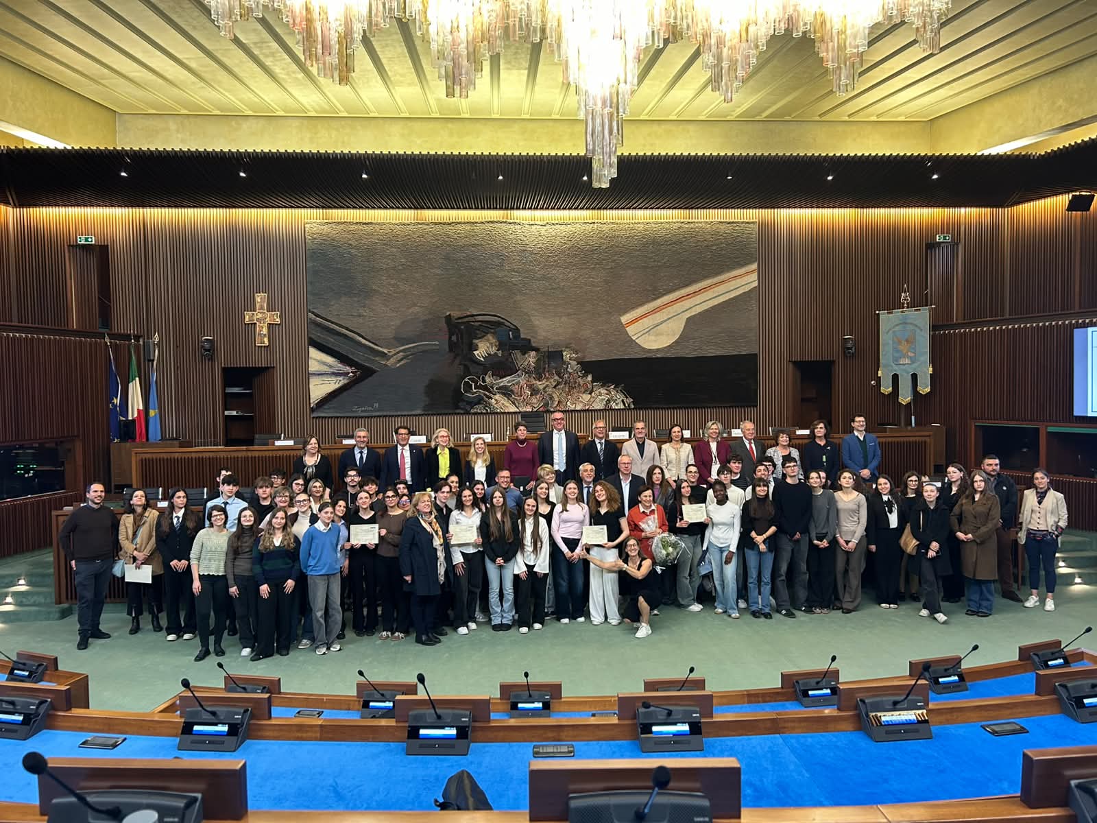 Immagine per Aiccre Fvg, premiati in Consiglio regionale gli undici istituti del Bando Scuole: primo posto al 'Percoto' di Udine